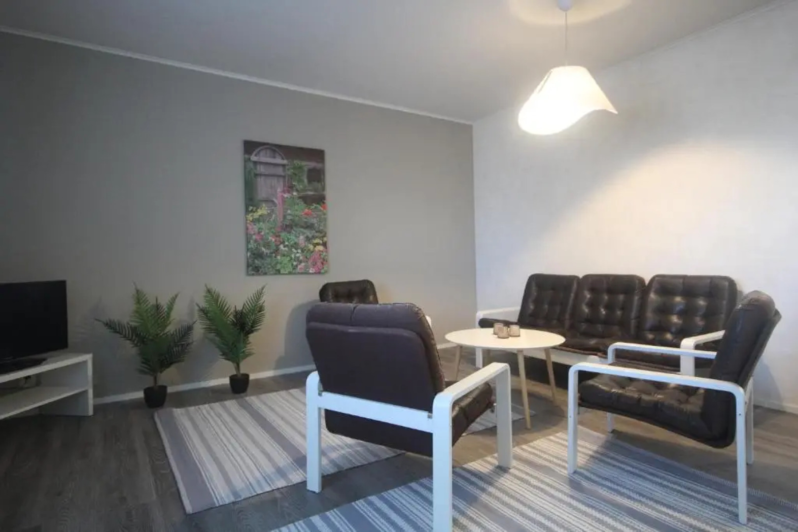 Jääskän Loma, Ratatie 3 Asunto 1