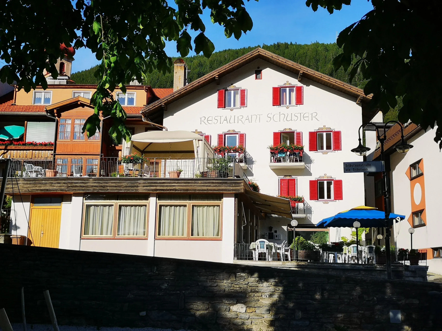 Hotel Schuster
