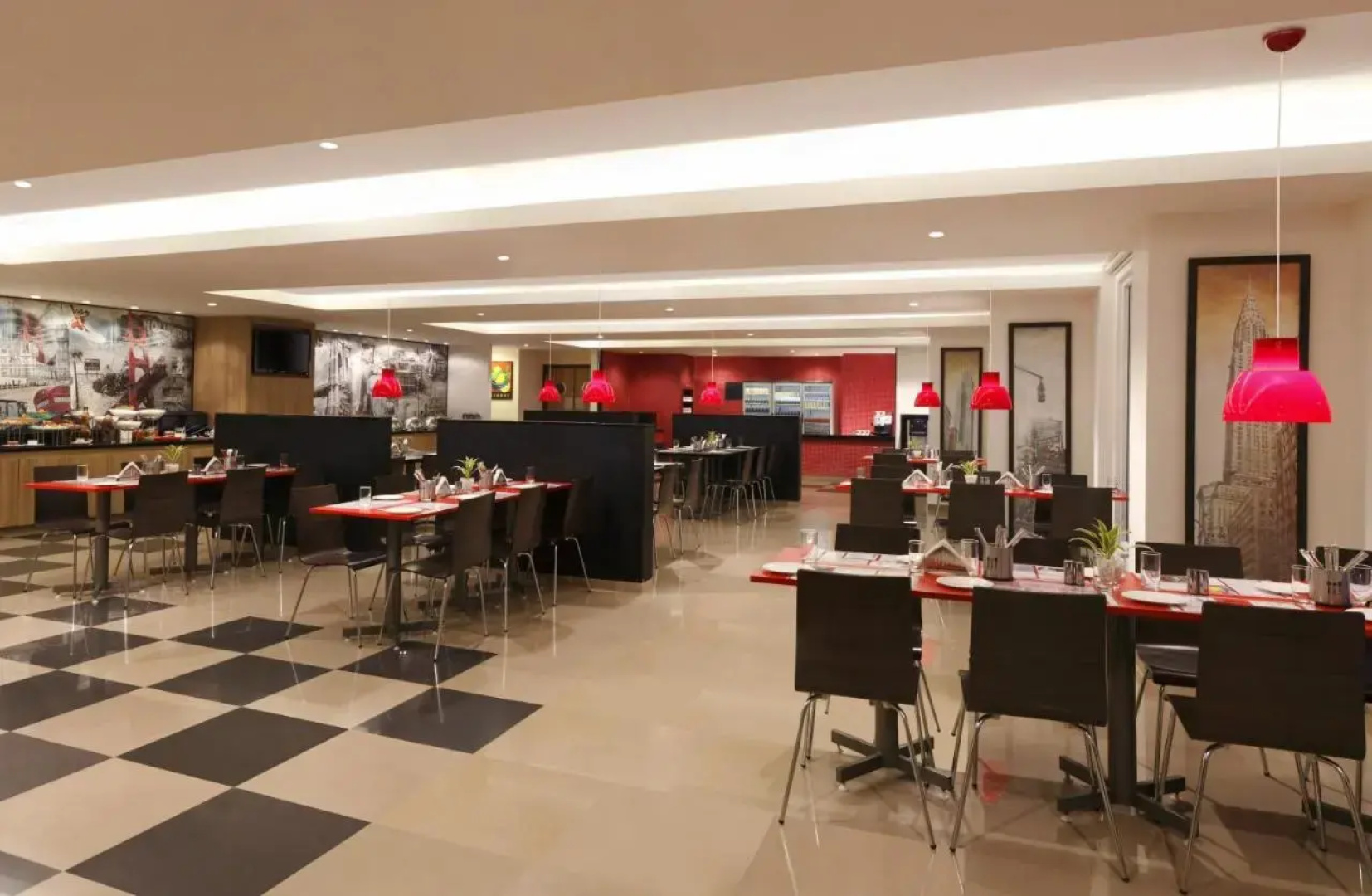 Red Fox by Lemon Tree Hotels, Hyderabad
