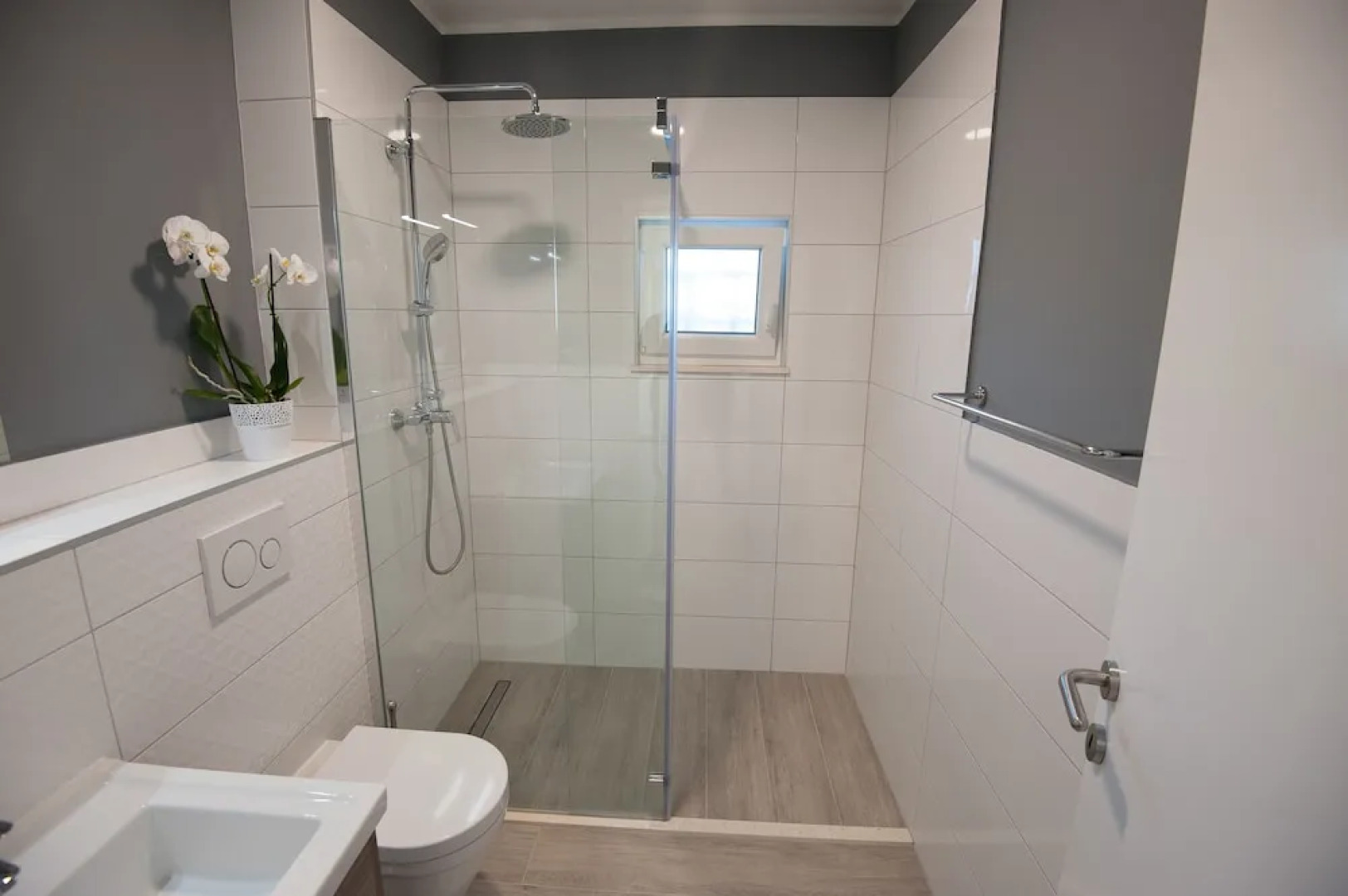 Seaside Luxury Suites