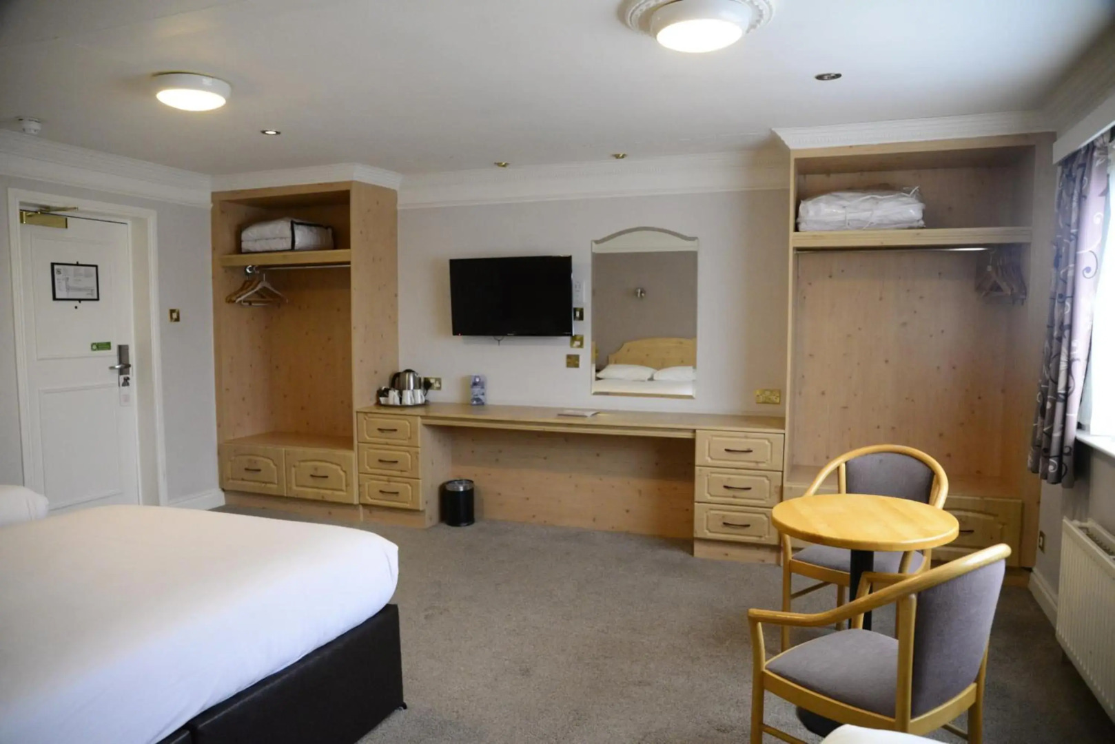 Hibernian Hotel & Leisure Centre