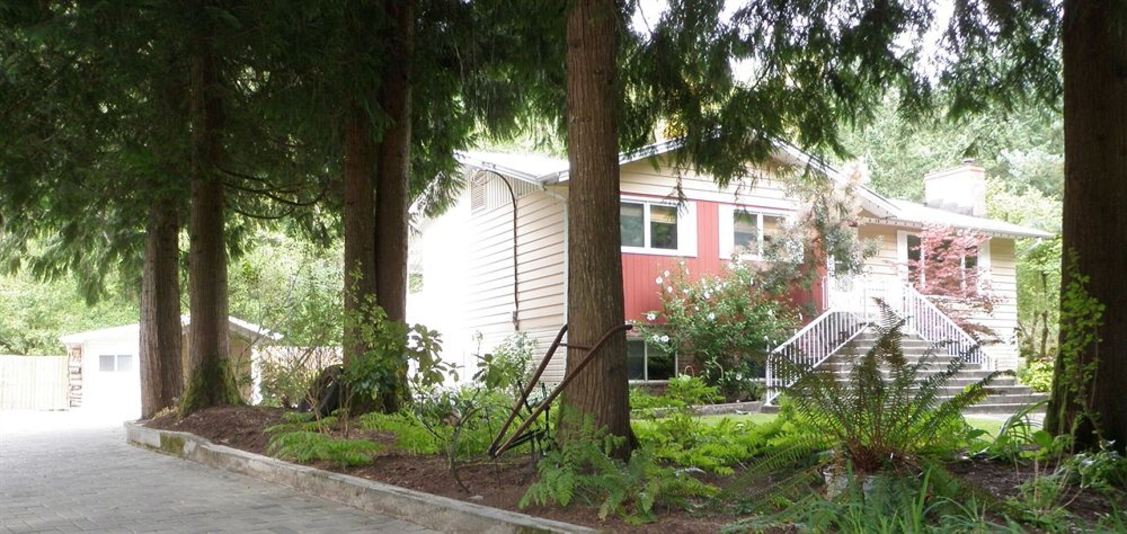 Riverbend Guest House