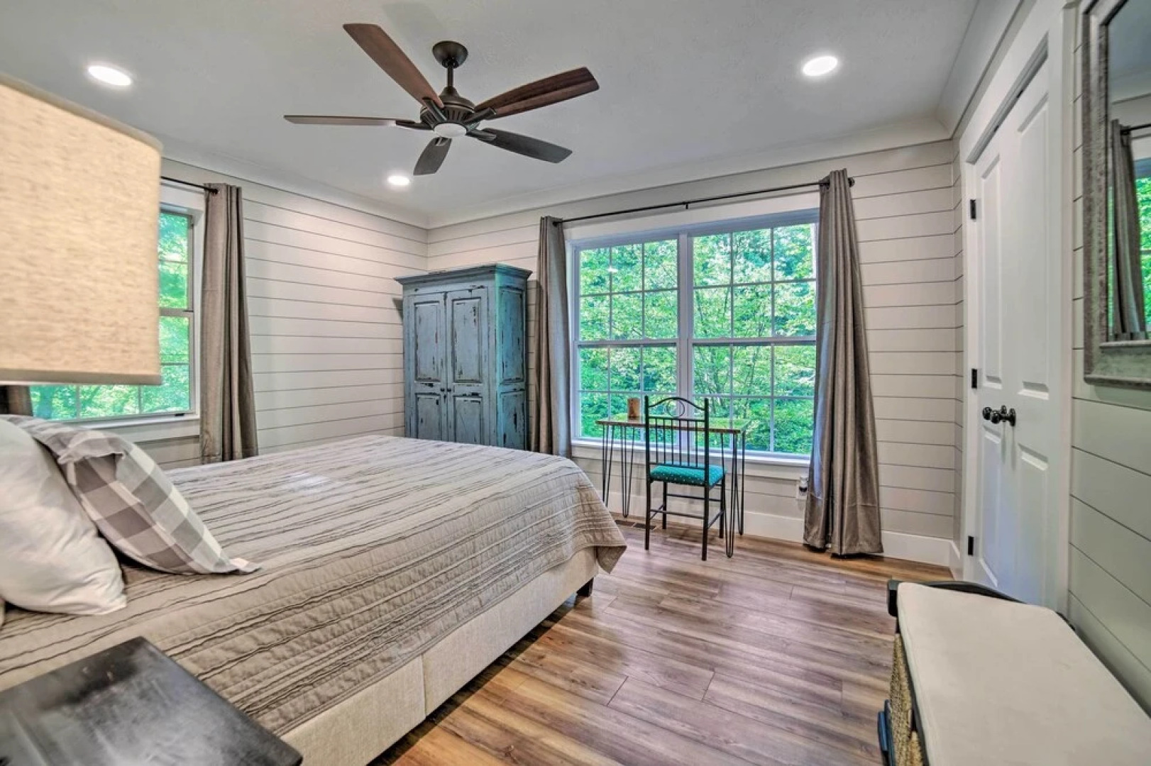 Crystal River Cabin w/ Scenic View & Fire Pit