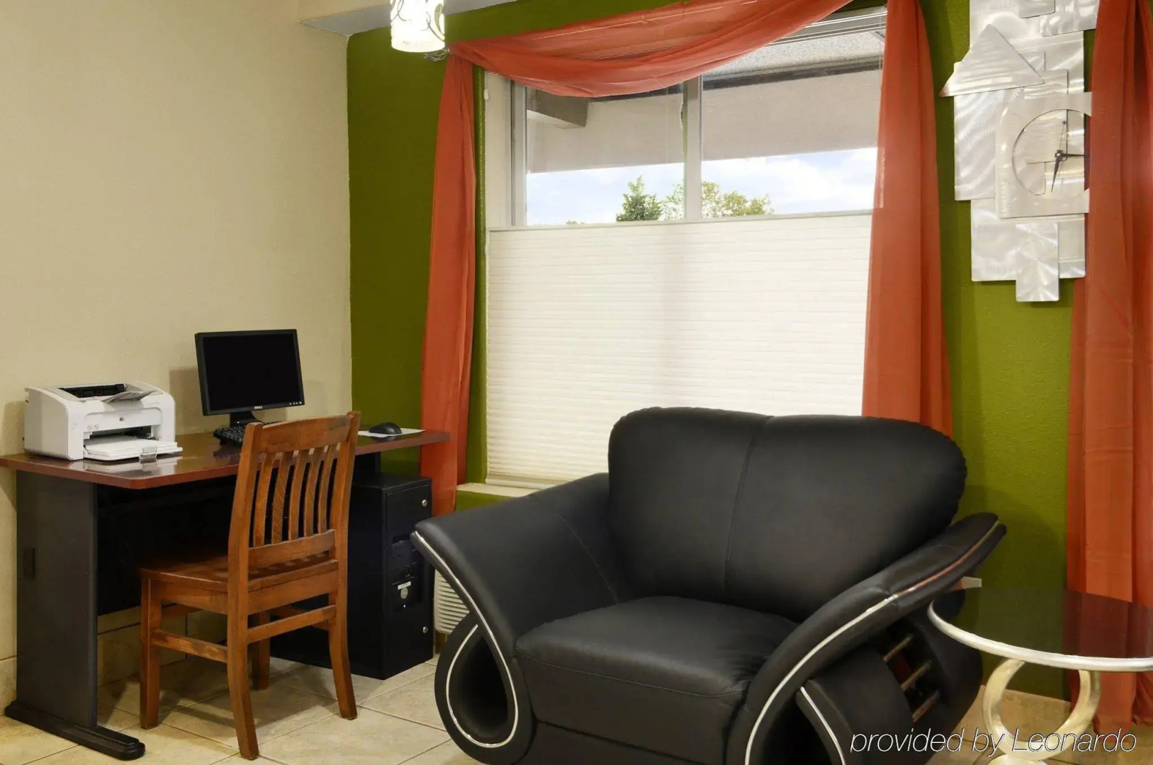 Travelodge by Wyndham Seattle University
