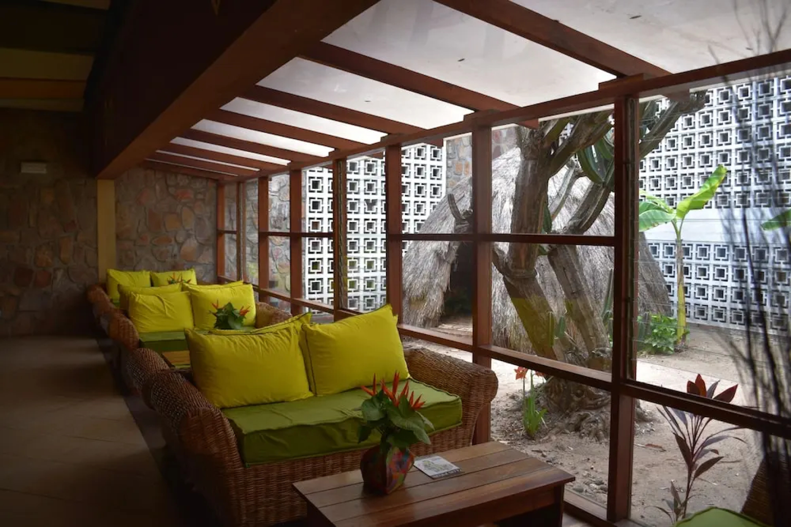 Hotel Club Du Lac Tanganyika