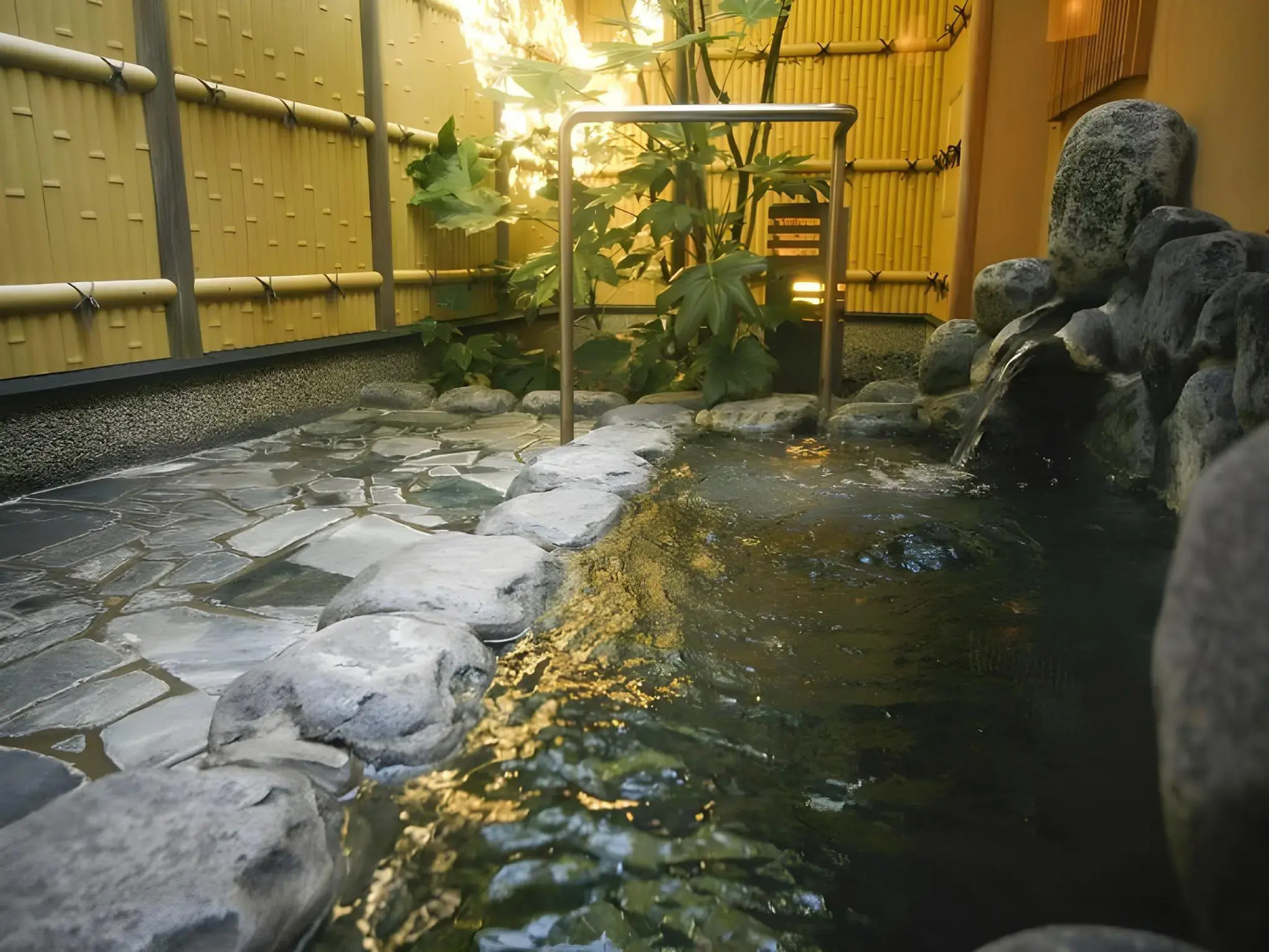 Sennen no yu Gonzaemon Ryokan