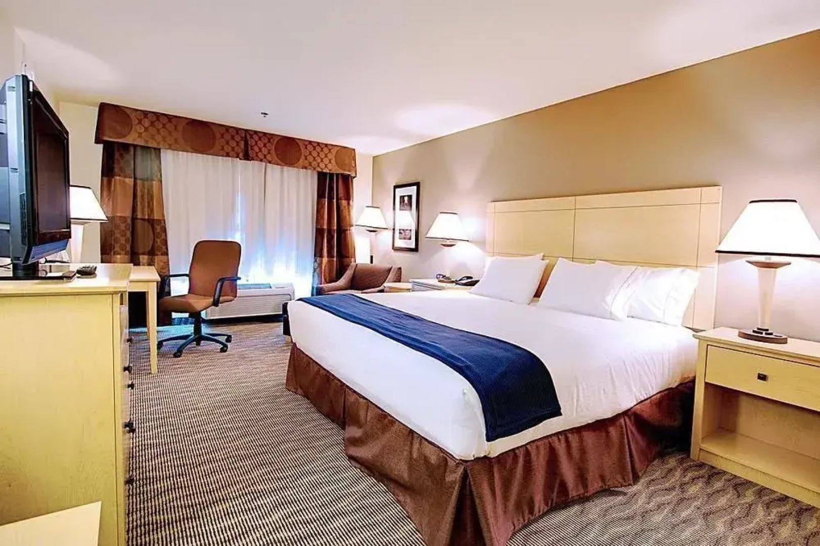 Holiday Inn Express & Suites Salt Lake City West Valley