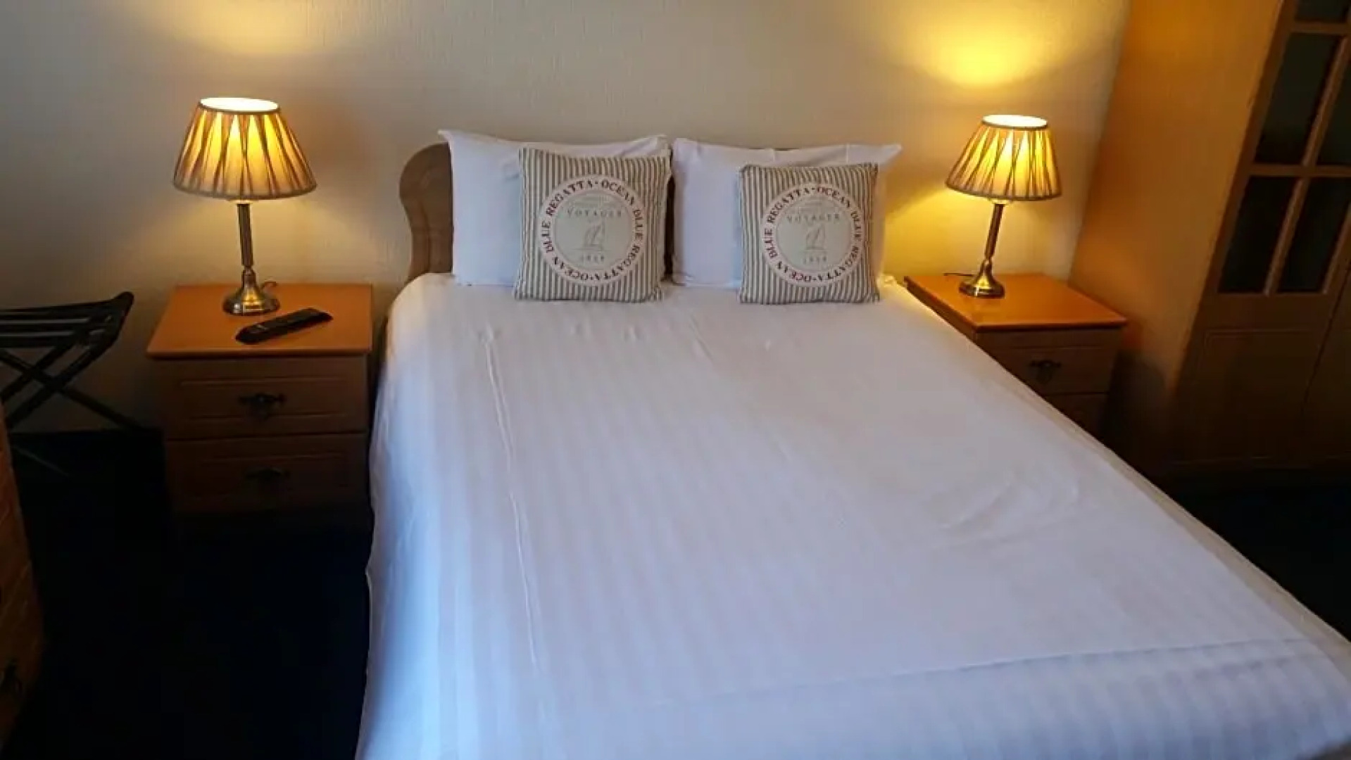 Halfway House Hotel