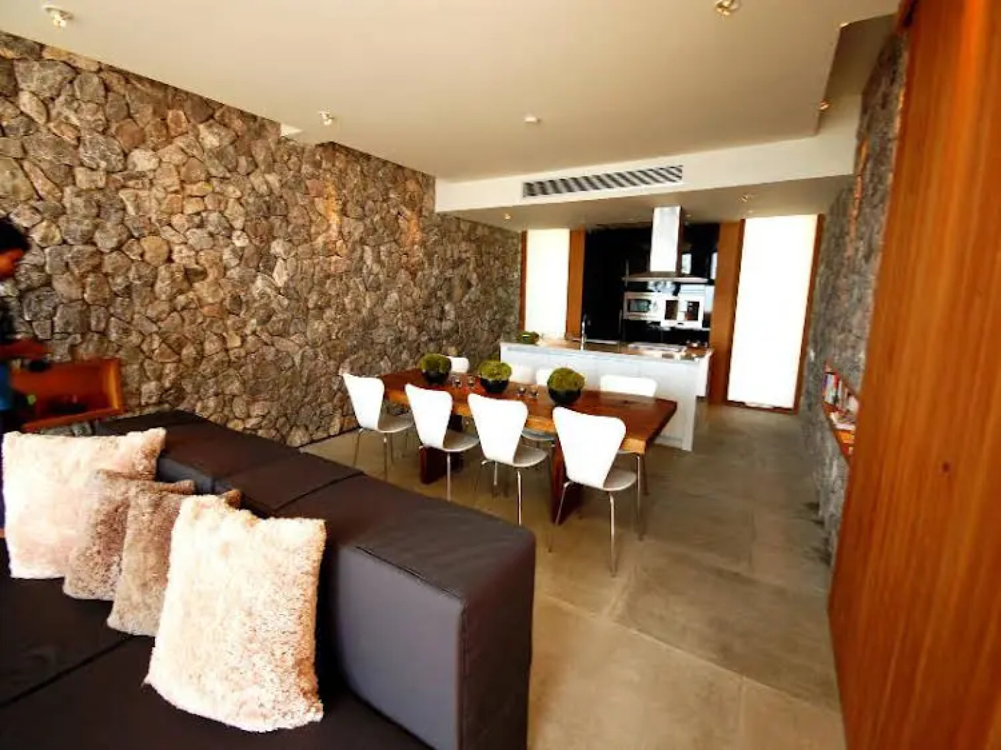 X2 Hua Hin Kui Buri Villas