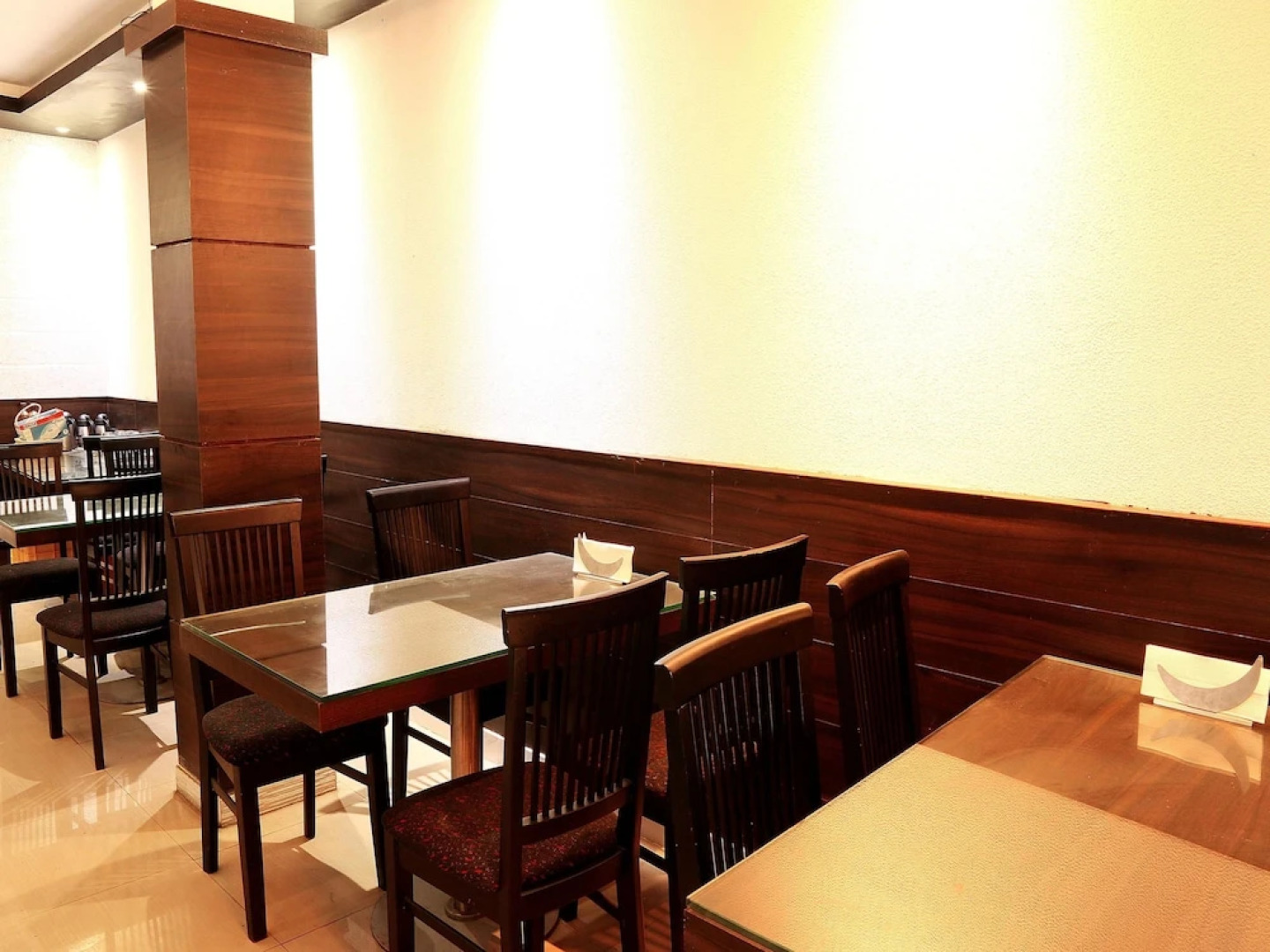 OYO 2911 The Pearl Hotel