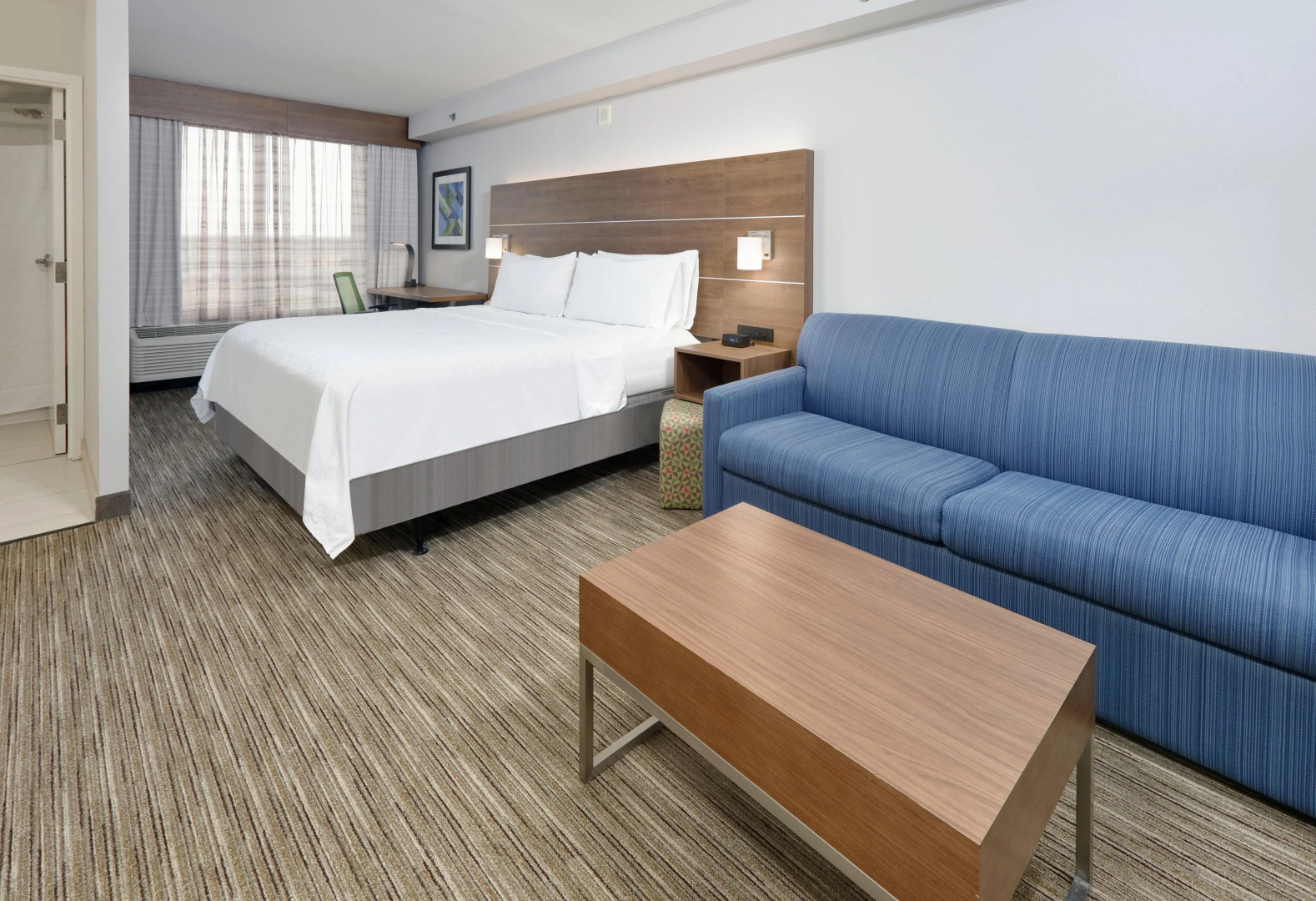 Holiday Inn Express & Suites Irving Conv Ctr - Las Colinas by IHG