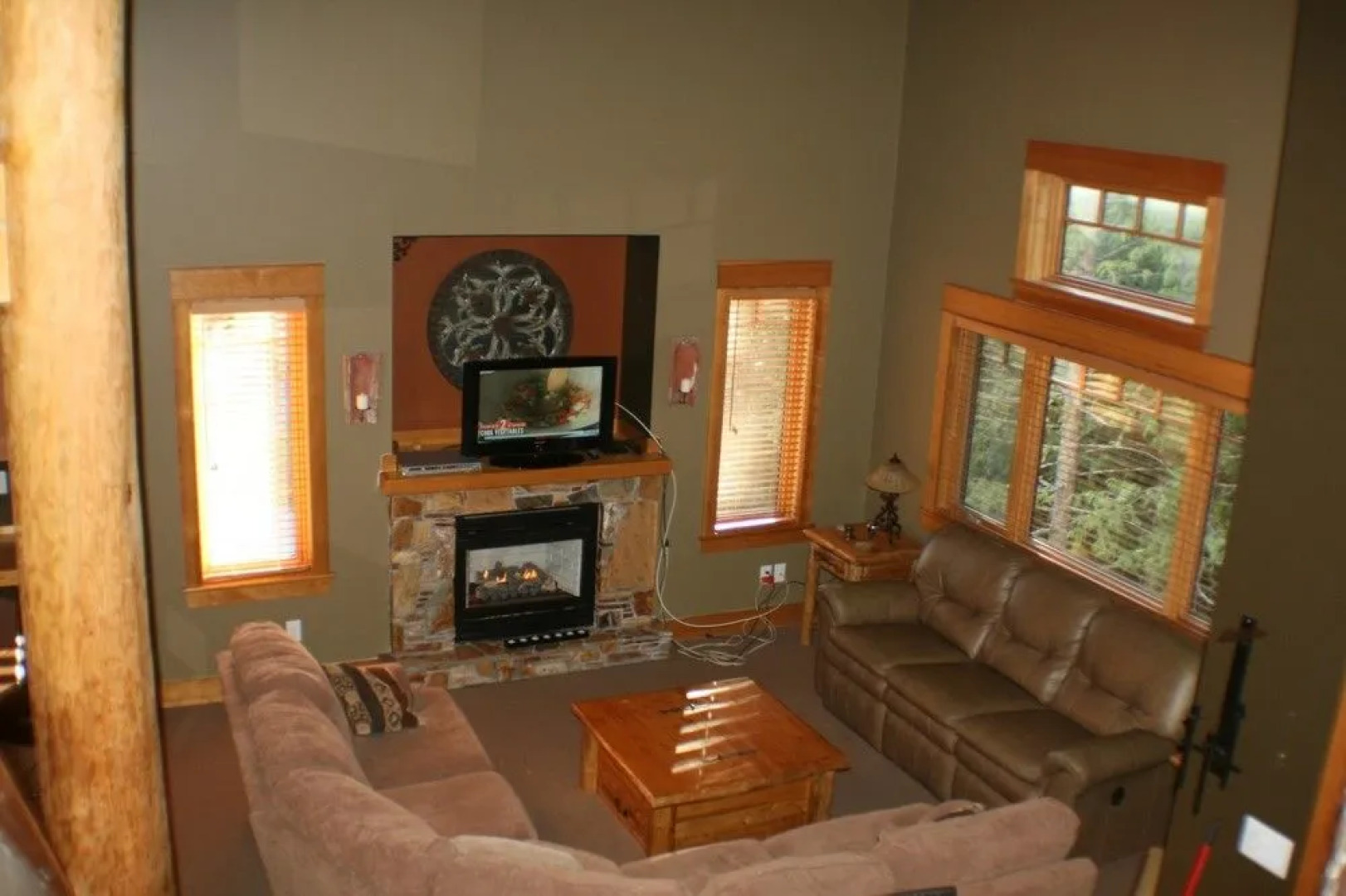 Mountain Town Properties Cascade Lodge 2E