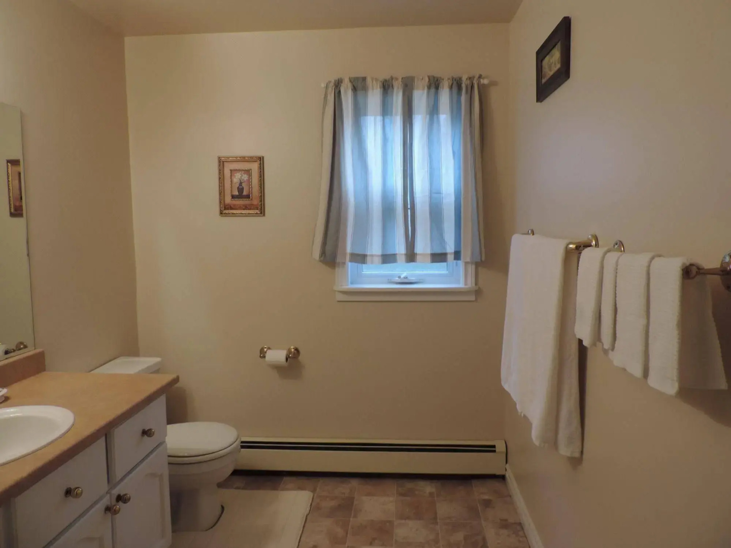 Wrights Creek Tourist Home