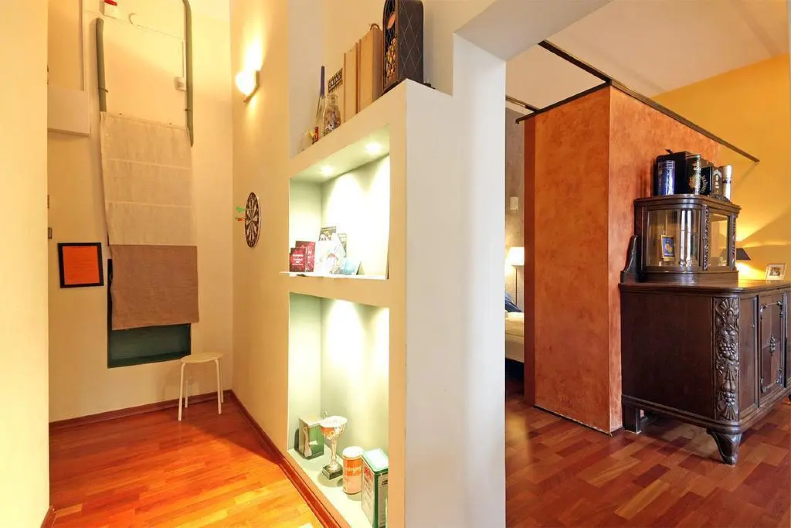 24W Apartments Rynek