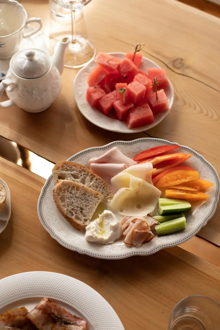 Khan Glamping Goloustnoye (Хан Глэмпинг Голоустное)