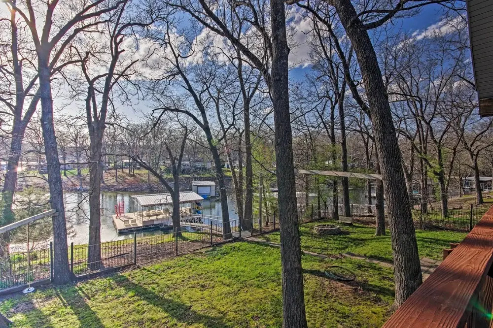 Fire Pit & Boat Slip: Waterfront Grove Getaway