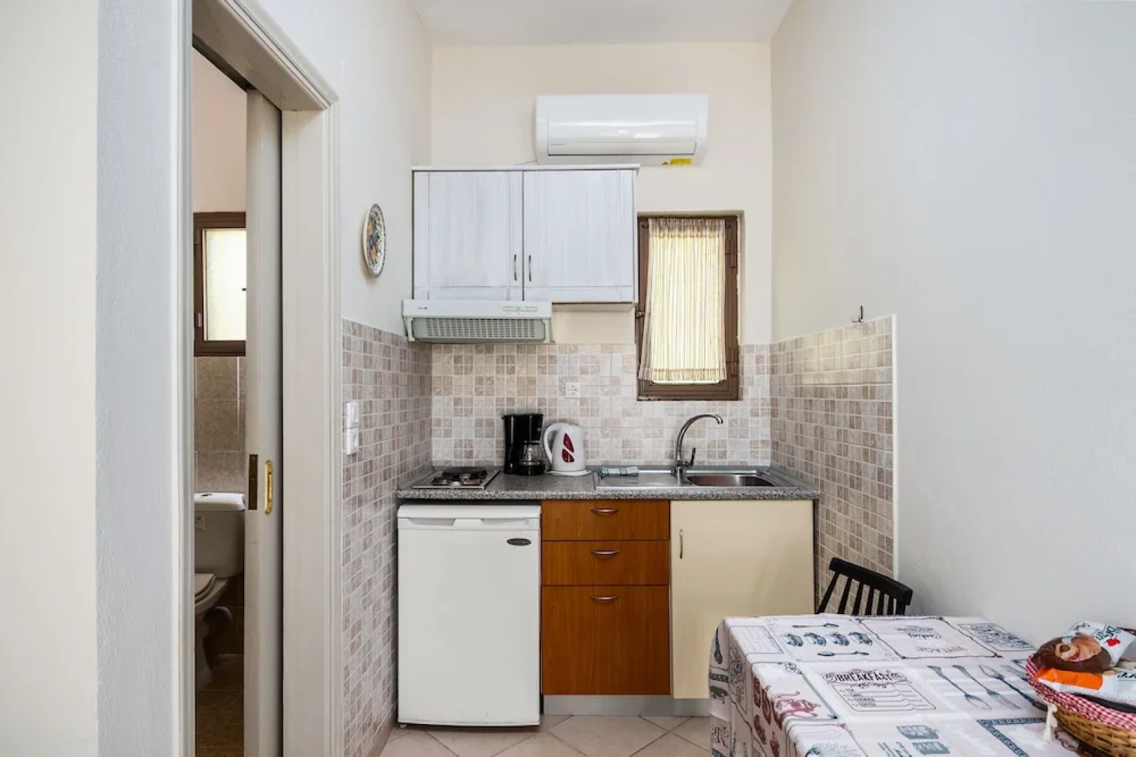 Ipsos Pool Apartments, Elena & Maria by Konnect