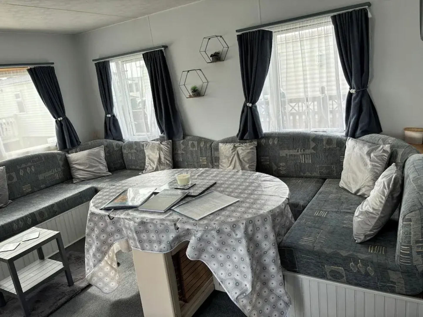 Skegness Seaside Retreat - 2 Bed Apartment