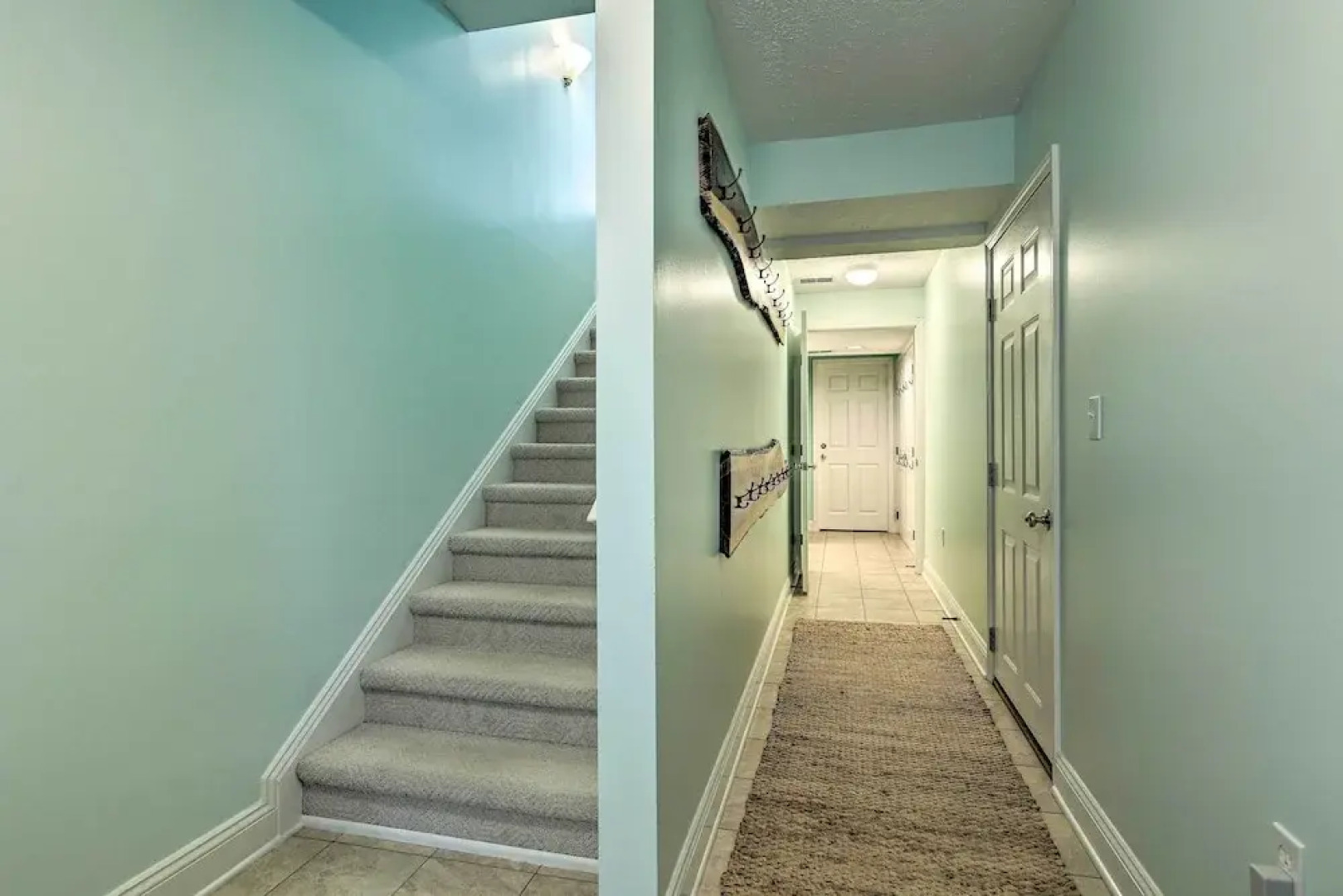 Bright Manistee Condo w/ Beach + Pool Access!