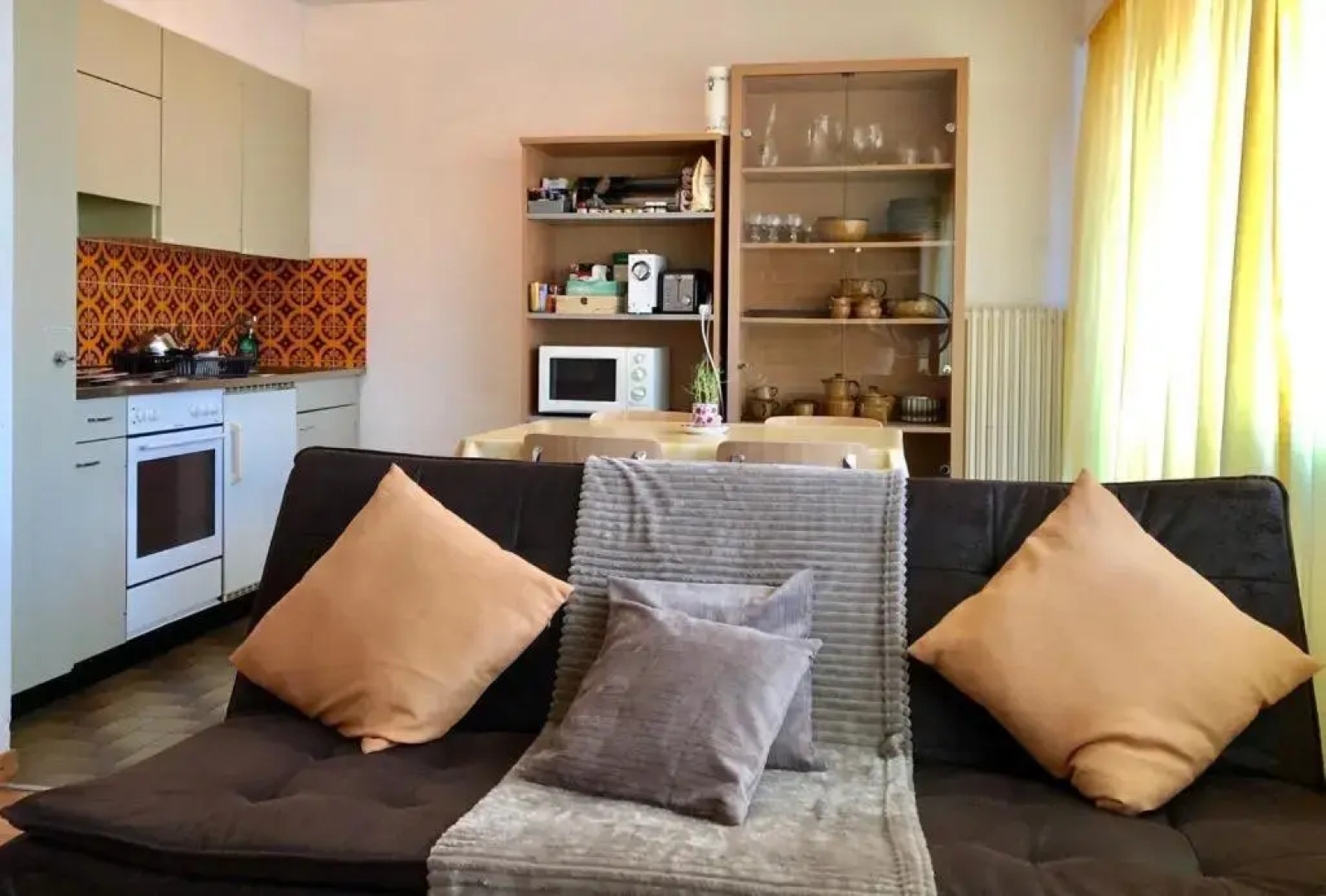 Studio Anémones, meublé, équipé, Monthey