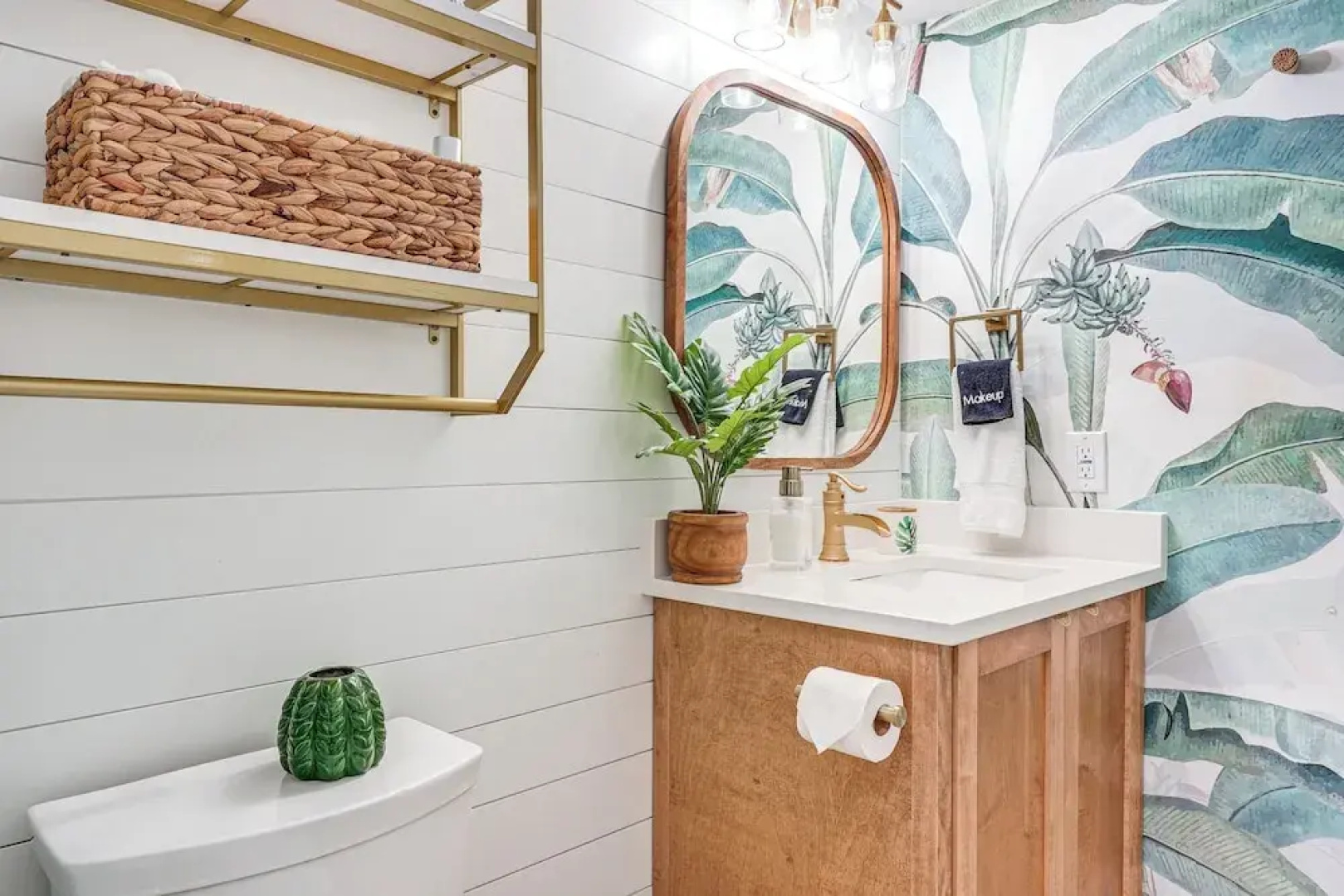 Luxe Tropical Resort Escape - Beaches Nearby!