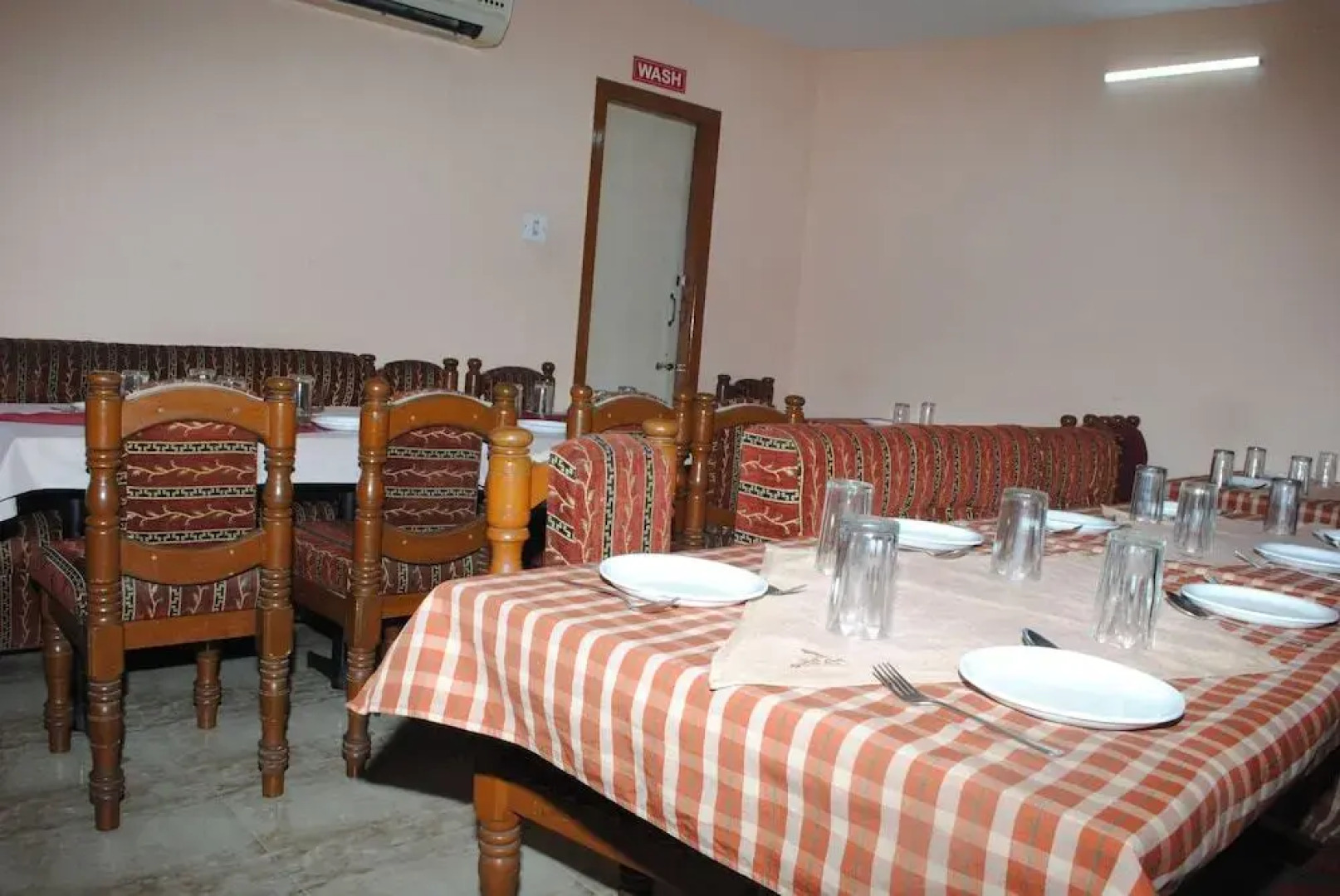 Hotel Pancharatna Paradise