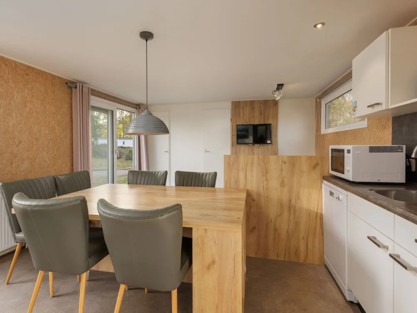 Chalet Near Hunebedcentrum