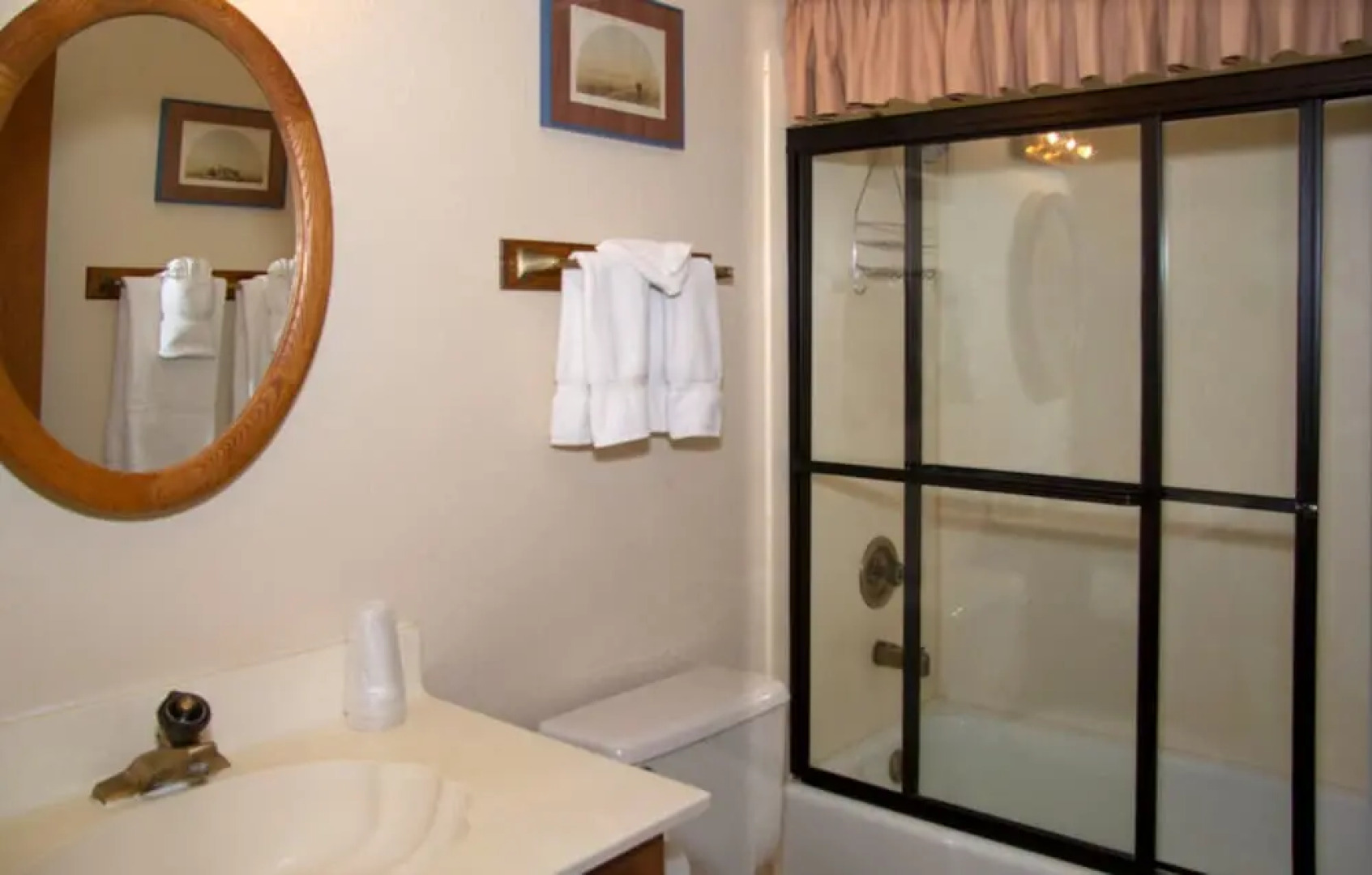 Quality Hill Resort Villas