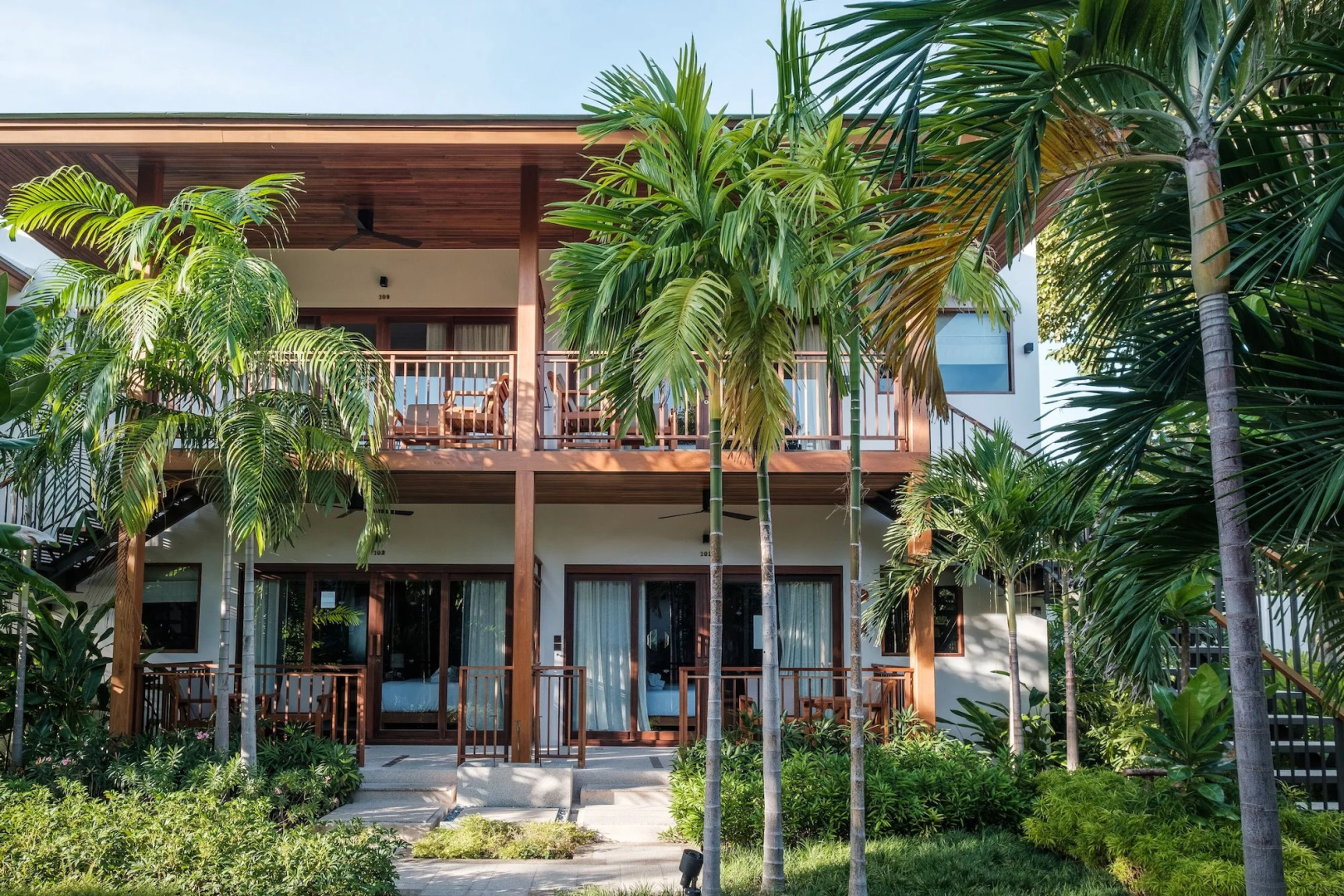 Banana Fan Sea Resort