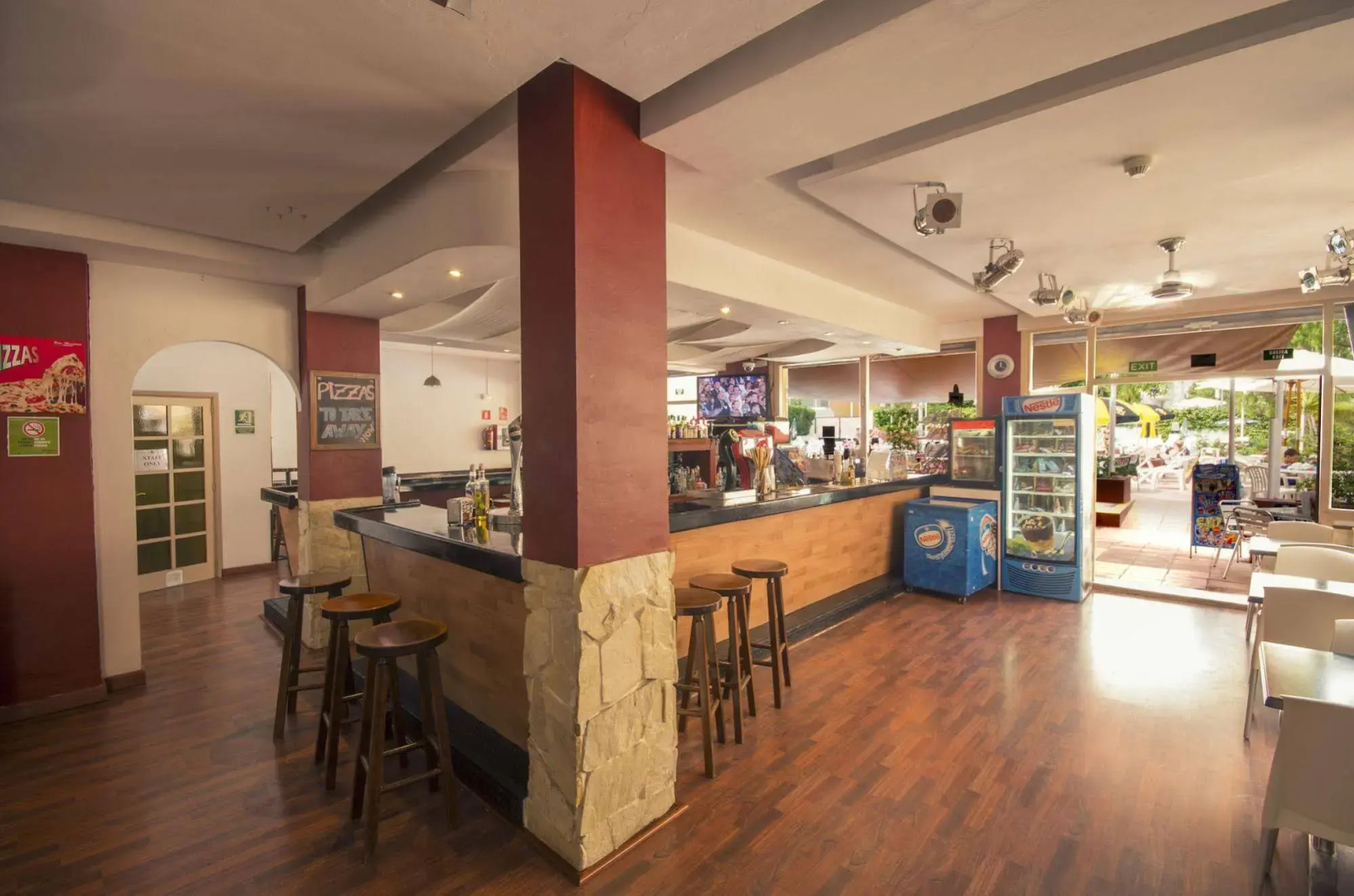 azuLine Apartamentos Sunshine