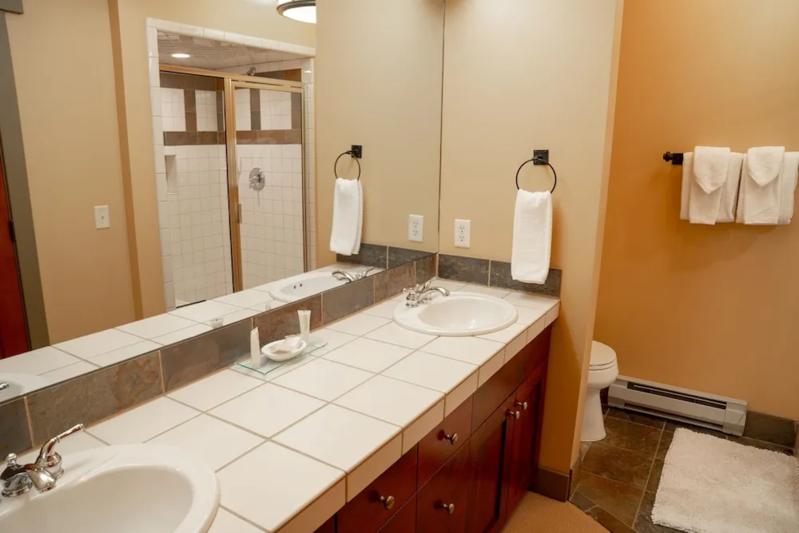 7401- Three Bedroom + Loft + Den Deluxe Crossings Townhomes 3 Condo by RedAwning