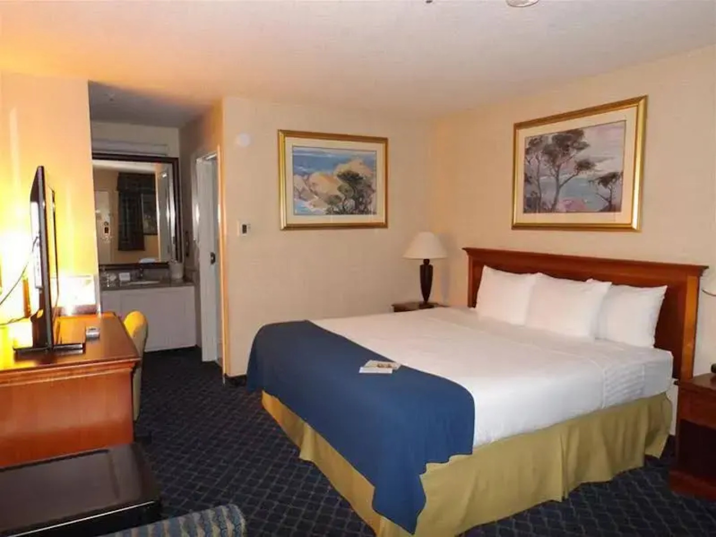 Holiday Inn Express Half Moon Bay