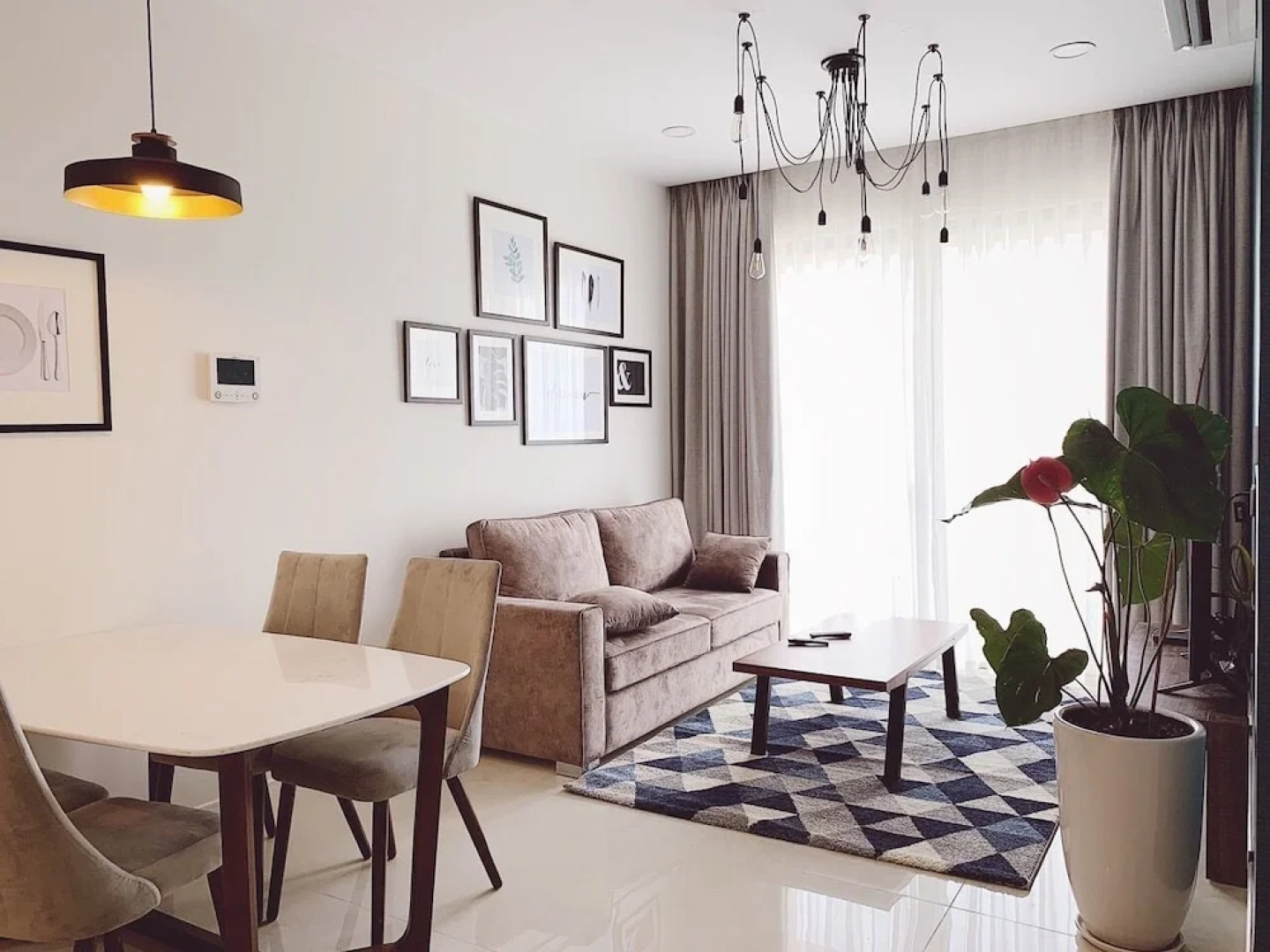 Justay Tresor Bach Dang River