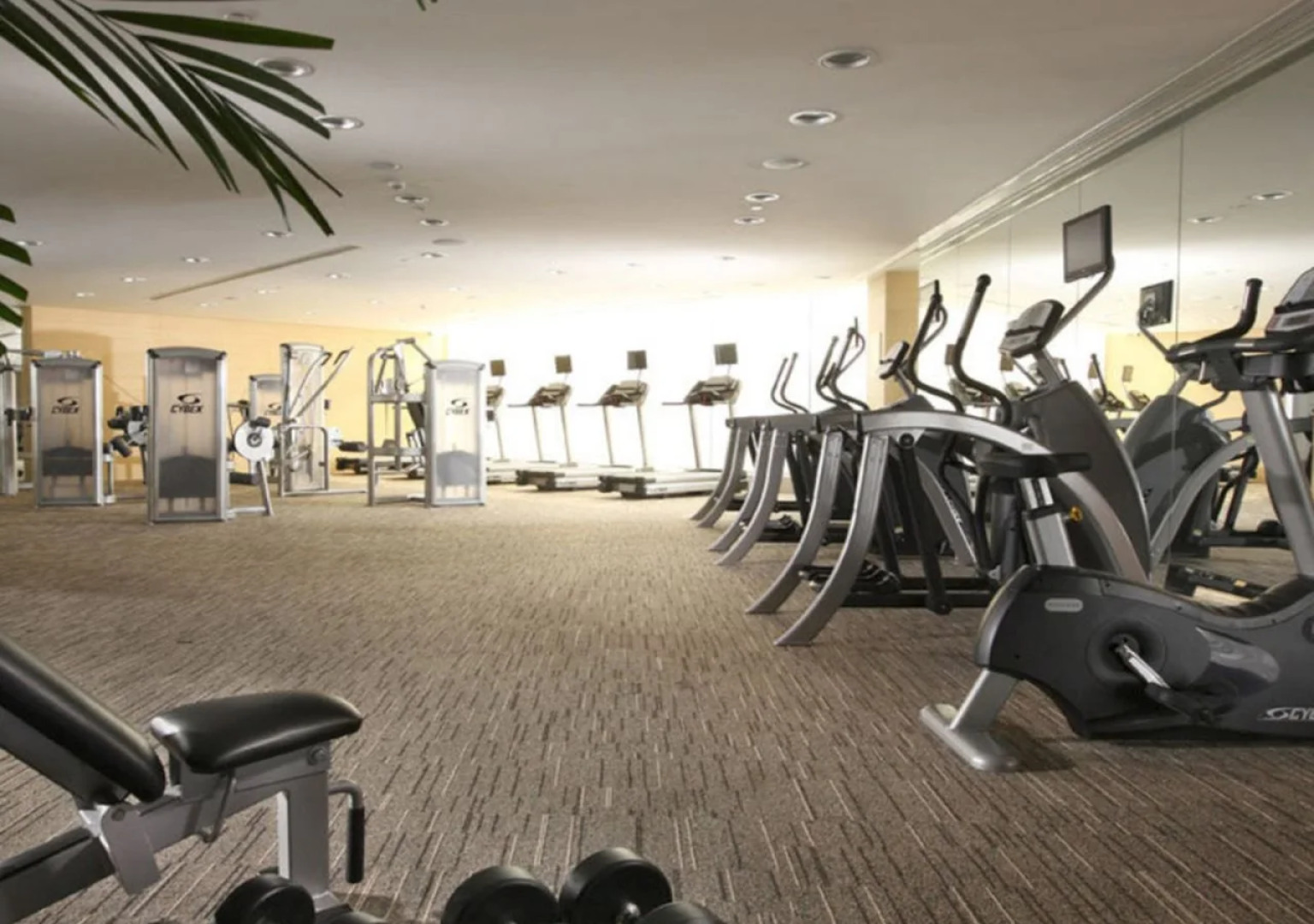 New World Dalian Hotel