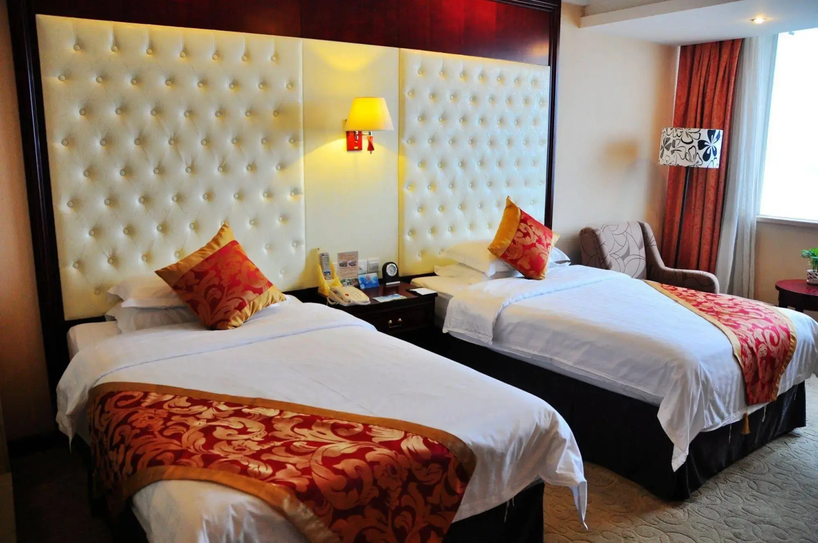 Xuyisizhou Junyue Hotel