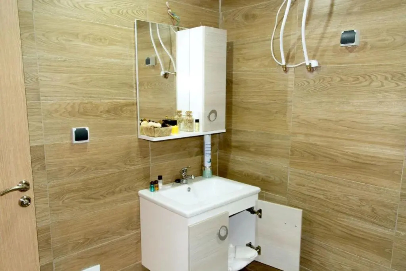 Beau Studio, cozy, Quartier vivant, proche de tous