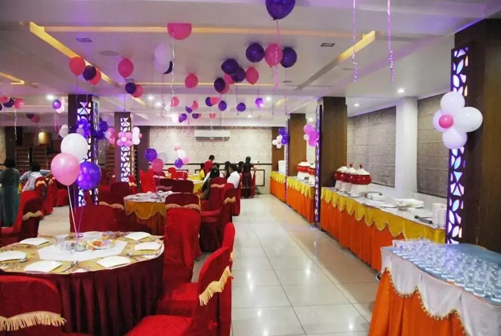 OYO 13494 Hotel Nakshatra Inn