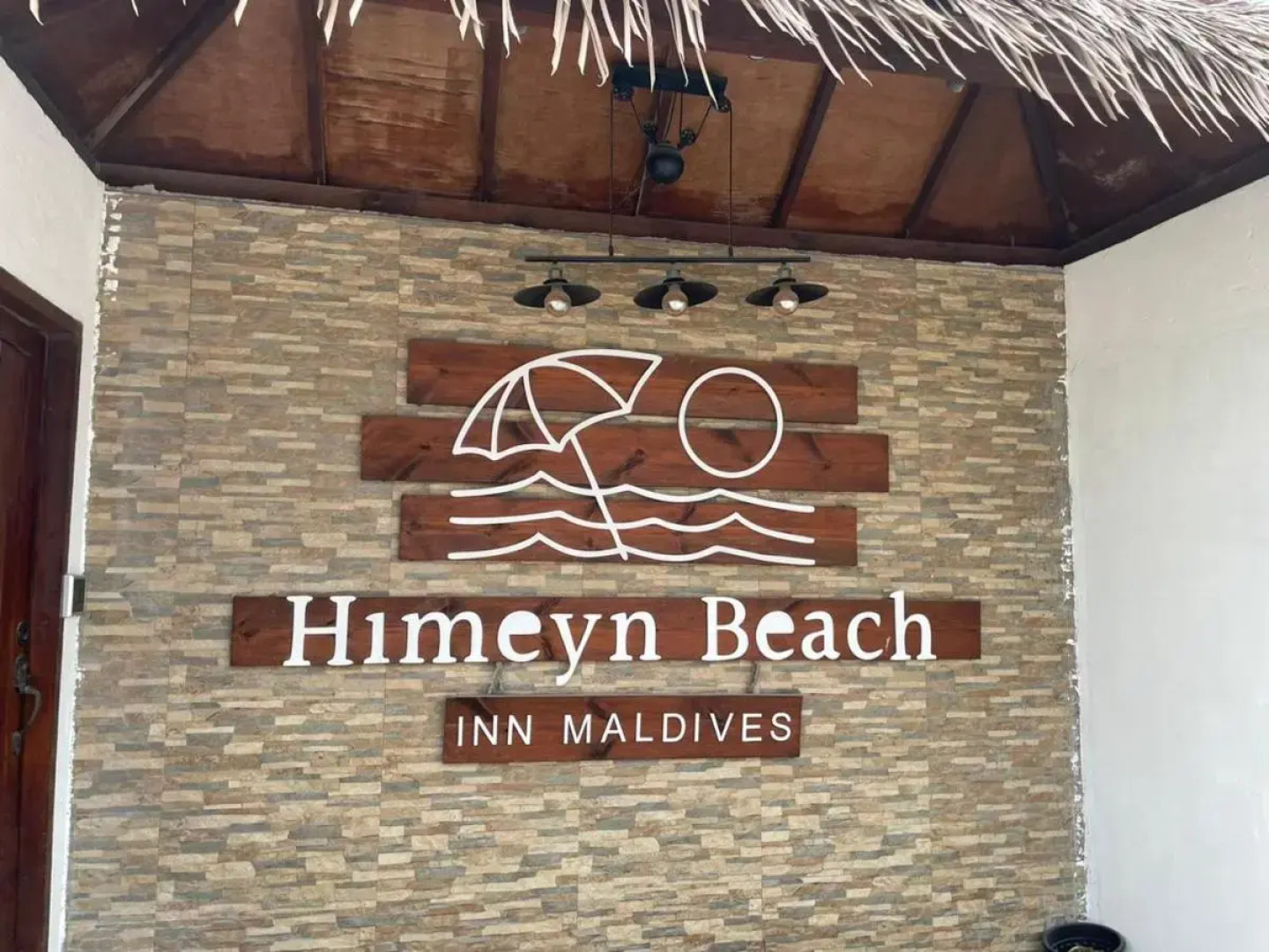 Himeyn Beach Inn   Ocho Homes By Eight Continents