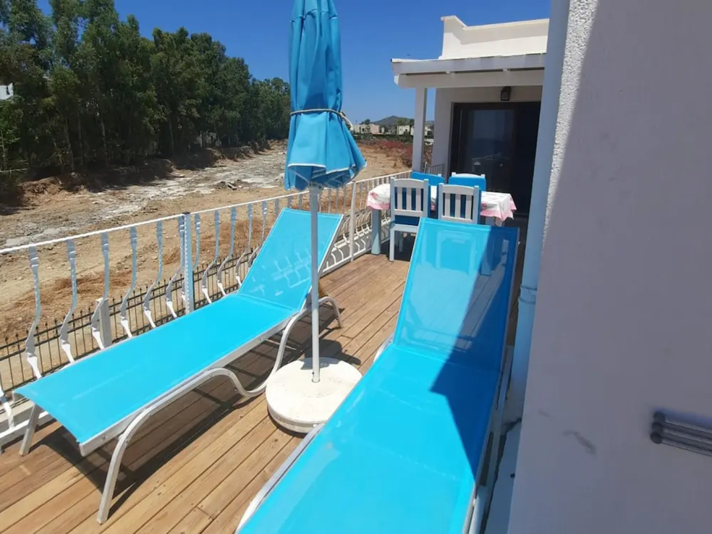 Peksimet Hotel