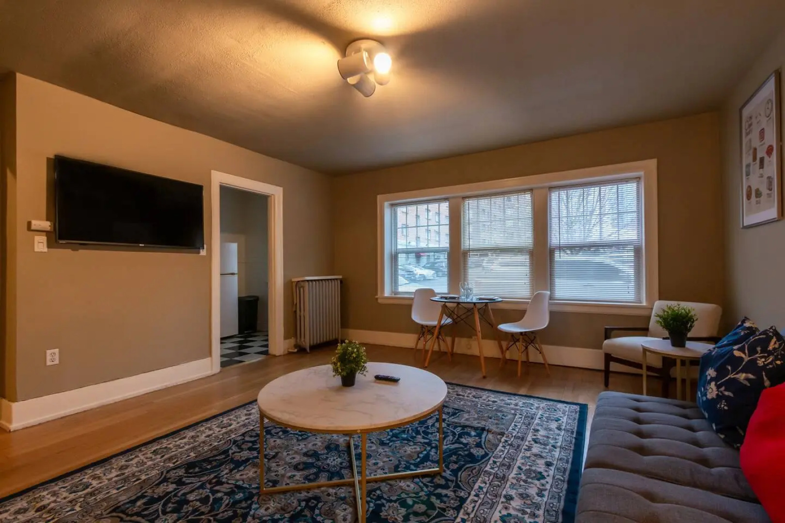 Condo in Historic Building - Long Term Stays Welcome!