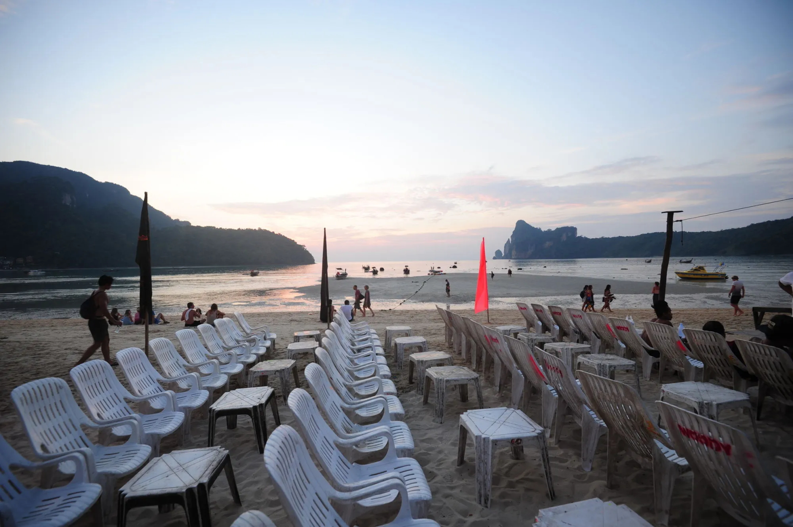 Twin Palms hostel Phi Phi