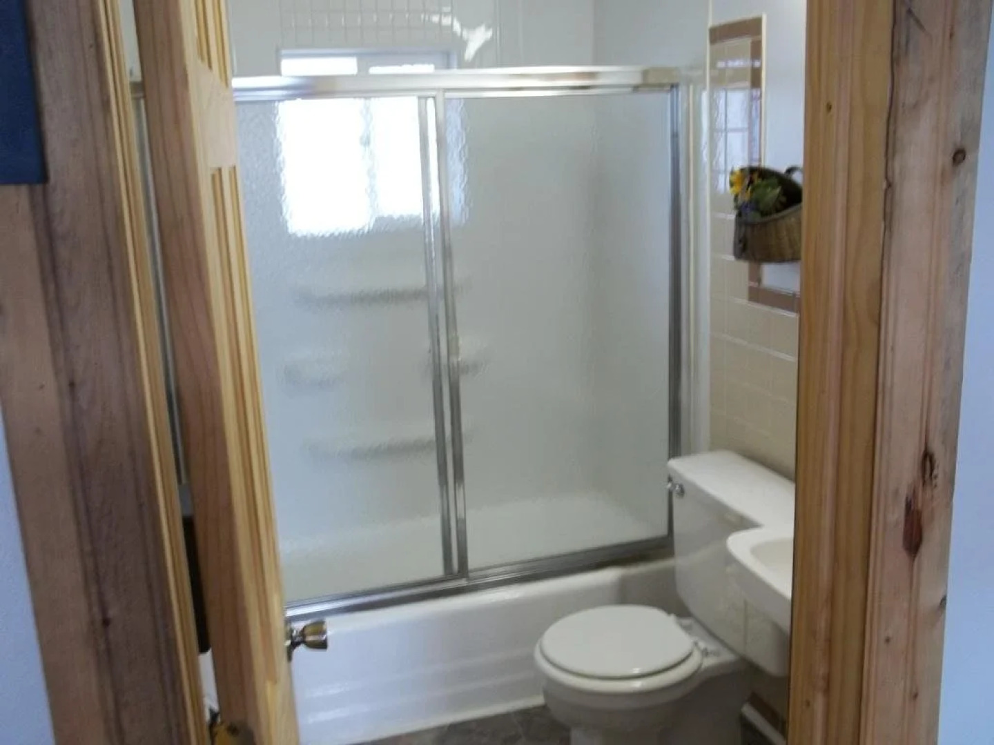 Budget Host Elk Antler Inn