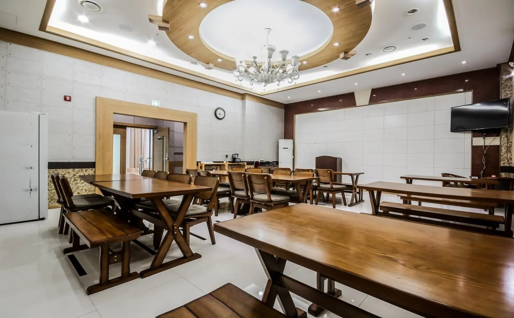 Tongyeong Business Hotel