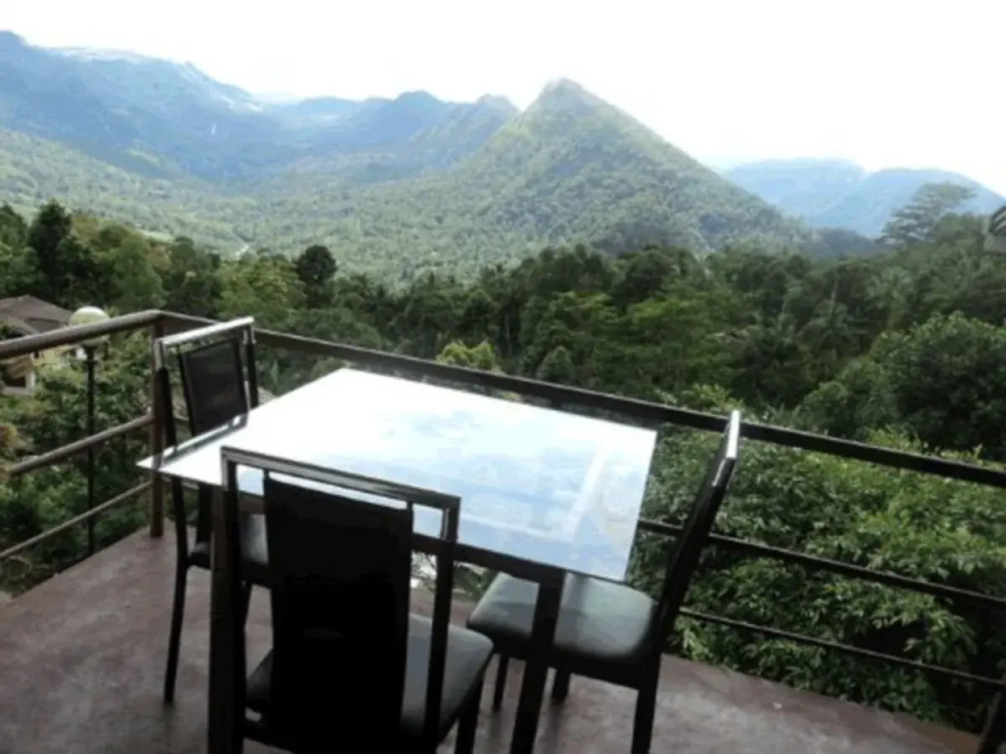 Aberdeen Range Holiday Home