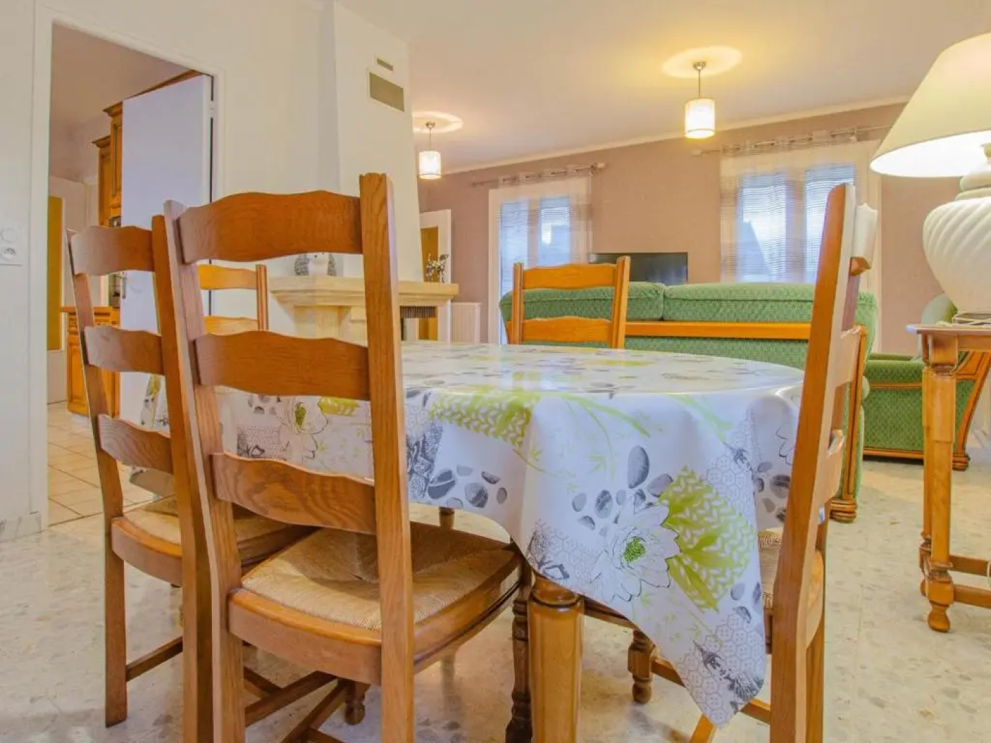 Gite Arcis-sur-Aube, 4 pièces, 5 personnes - FR-1-543-57