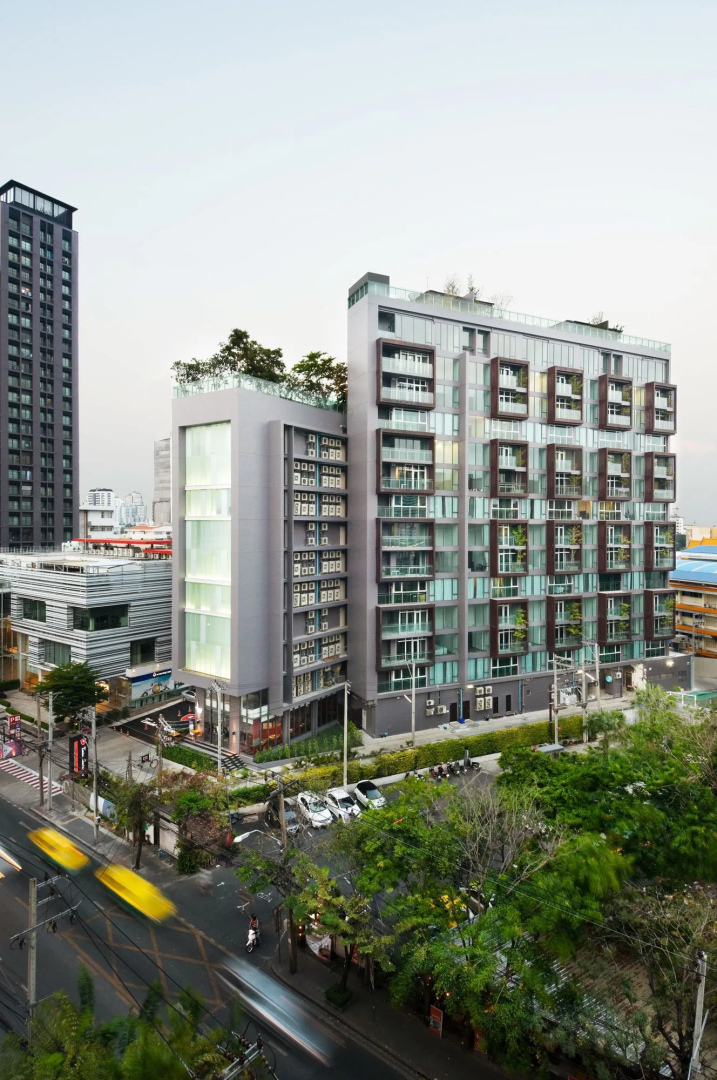 Civic Horizon Hotel & Residence