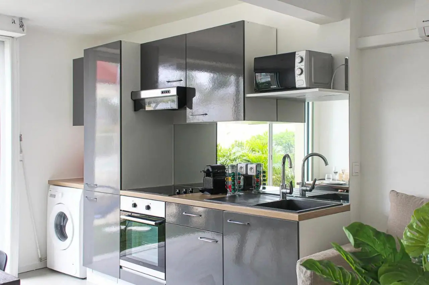 Blue Vista - 1 Bedroom Condo in Nettle Bay