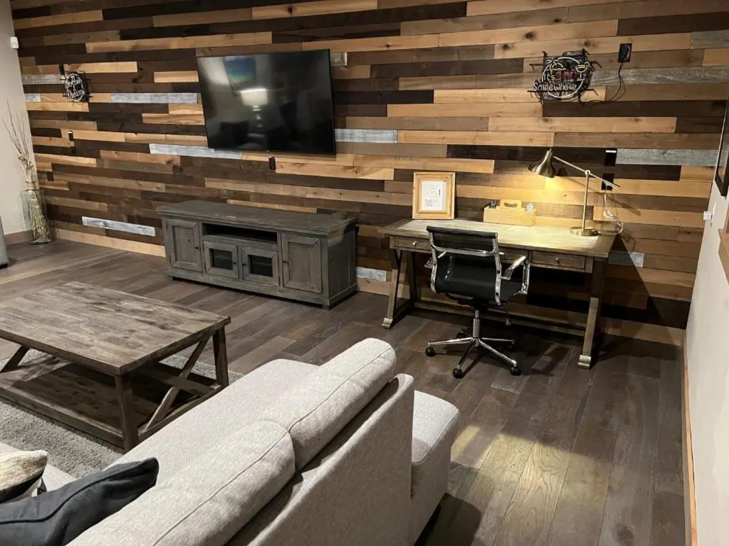 Saint Bernard - INCREDIBLE MOUNTAIN GETAWAY HOT TUB GAME ROOM GAS BBQ L2 EV CONNECTION TAHOE