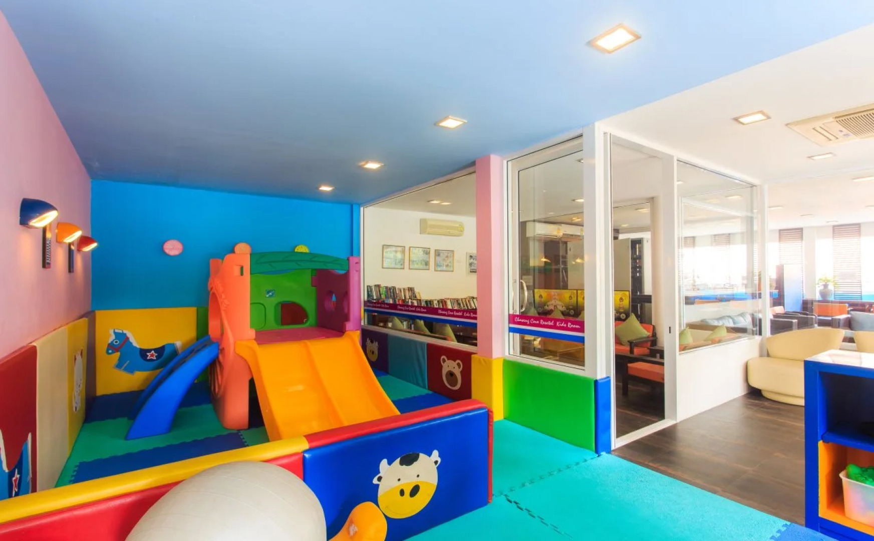 Chaweng Cove Beach Resort