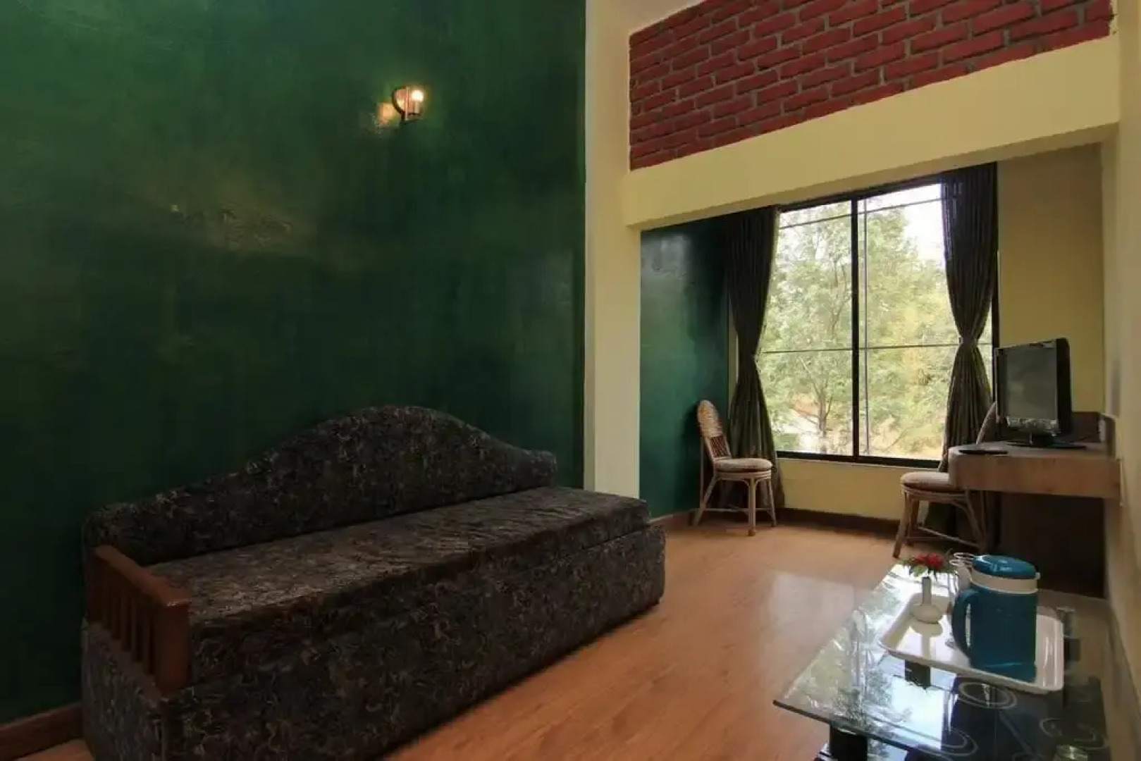 Mount View Executive  The Valley Resort